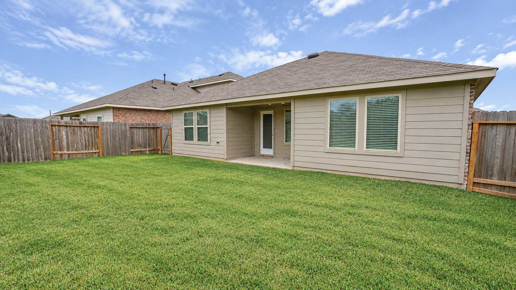 2455 Sutton Hollow Court Property Photo 19