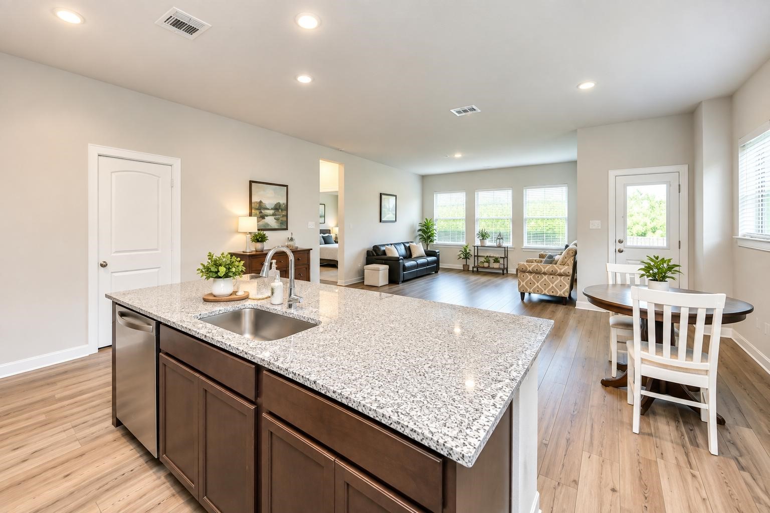 42458 Quail Valley Lane Property Photo 4