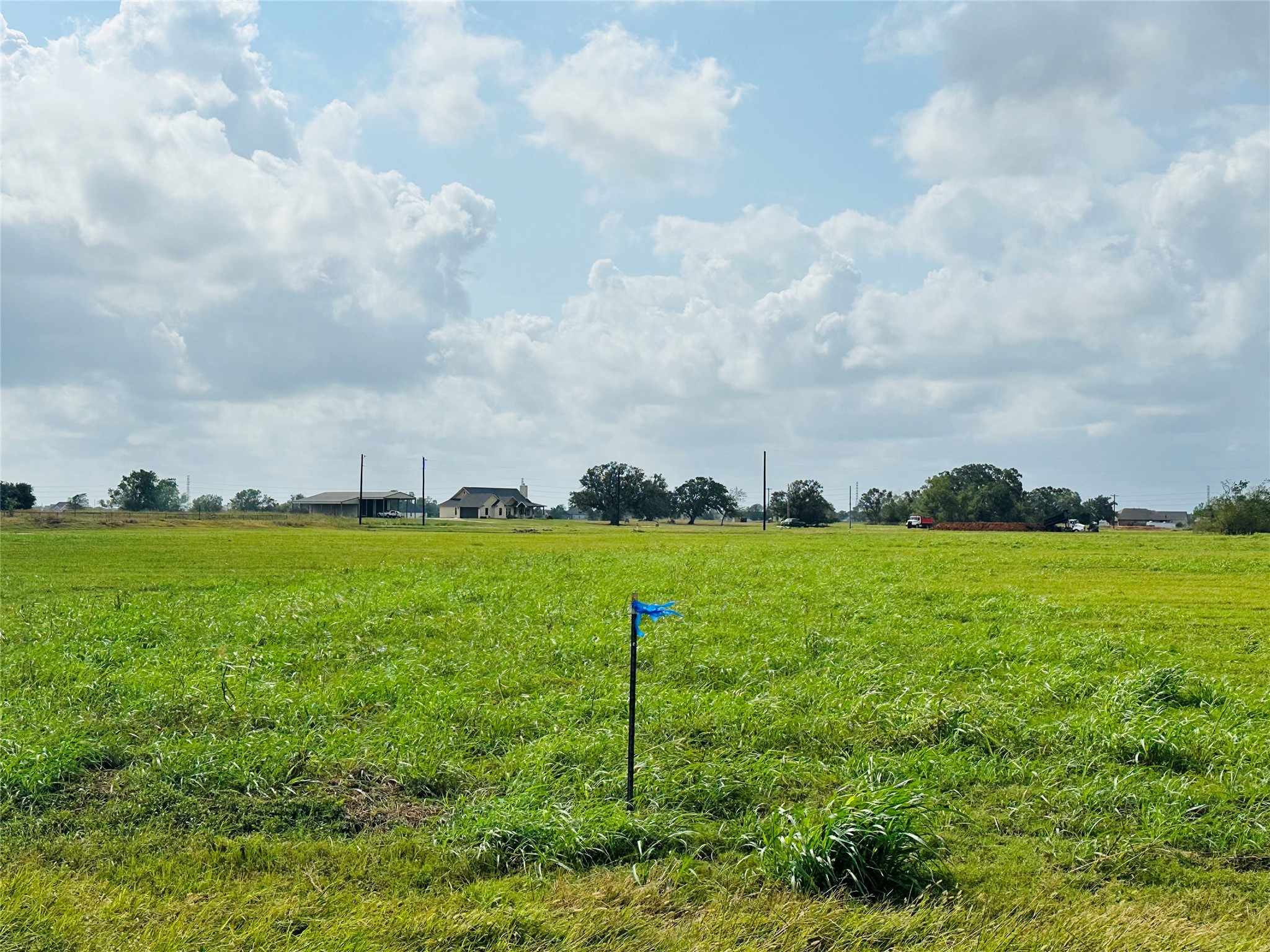 484 Conestoga Trail Property Photo 3