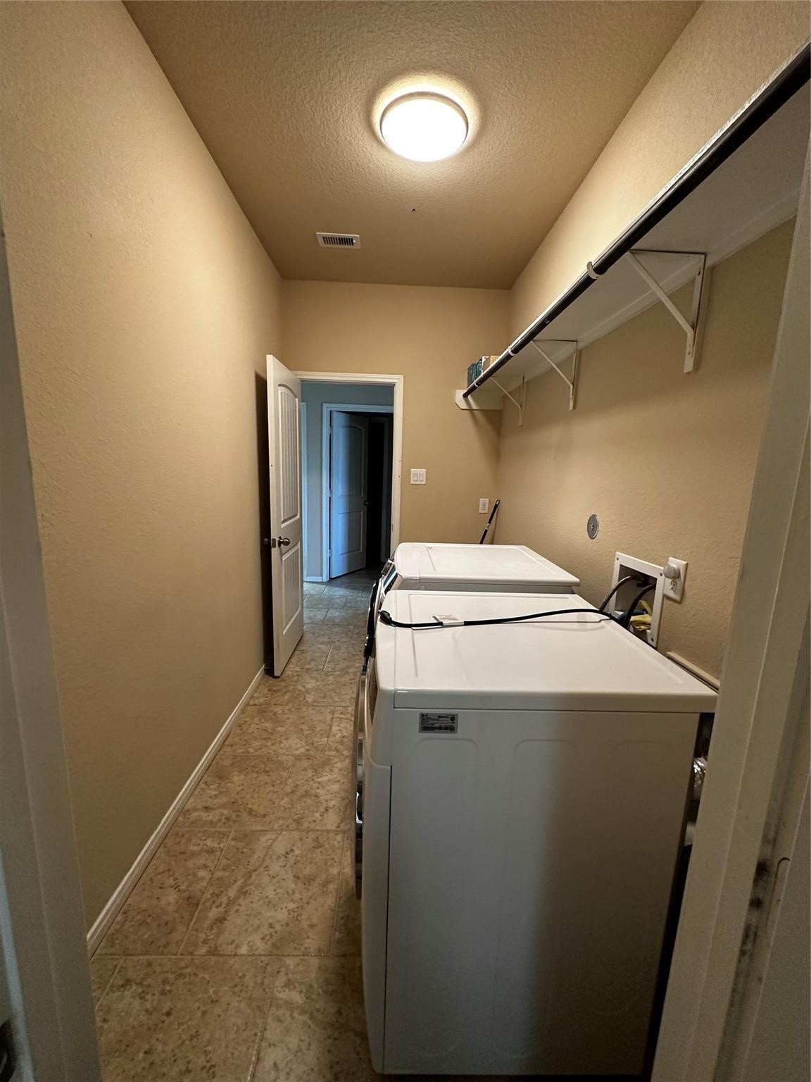 4555 Coues Deer Ln Property Photo 6