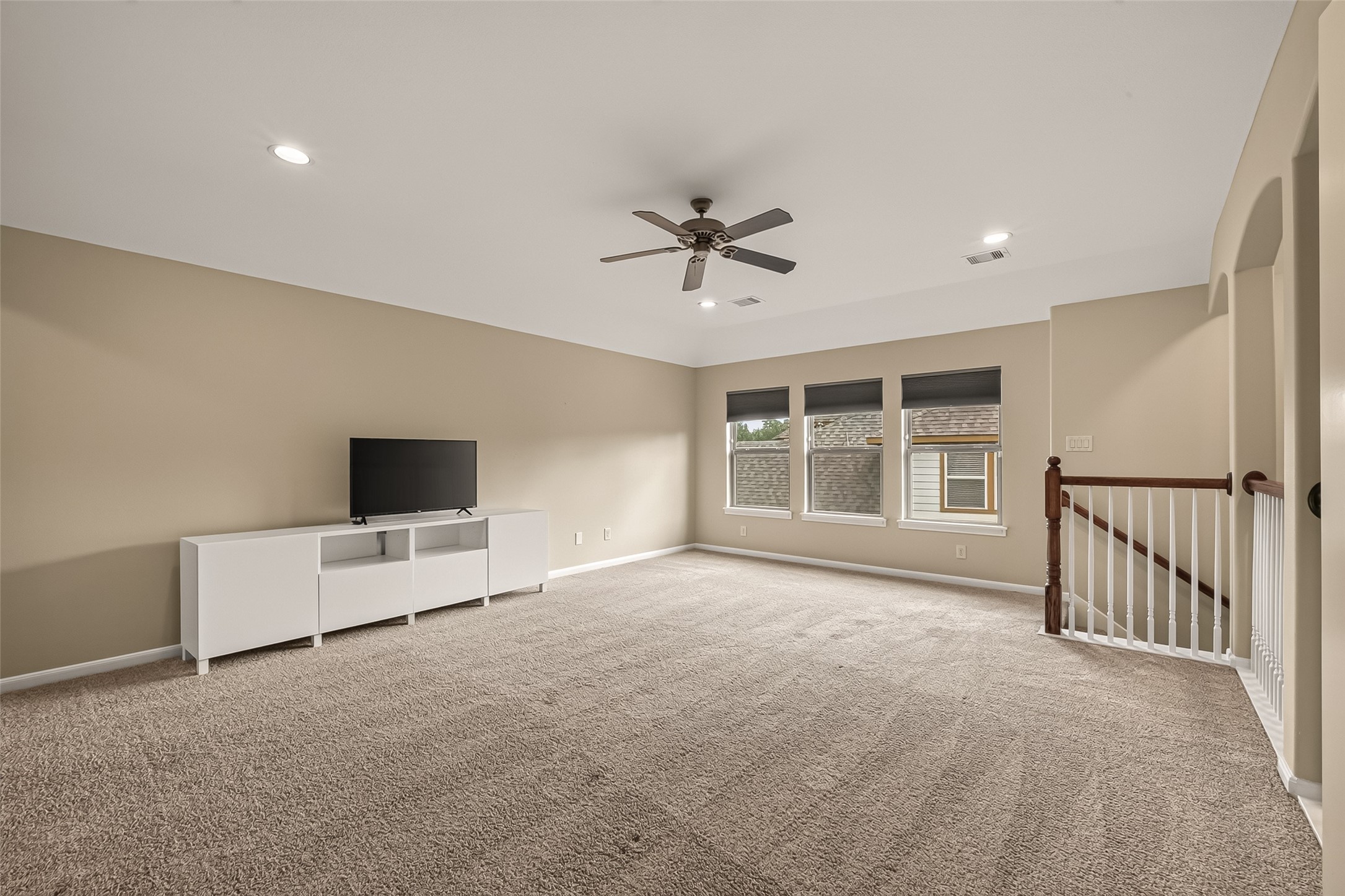 171 Hearthshire Circle Property Photo 37