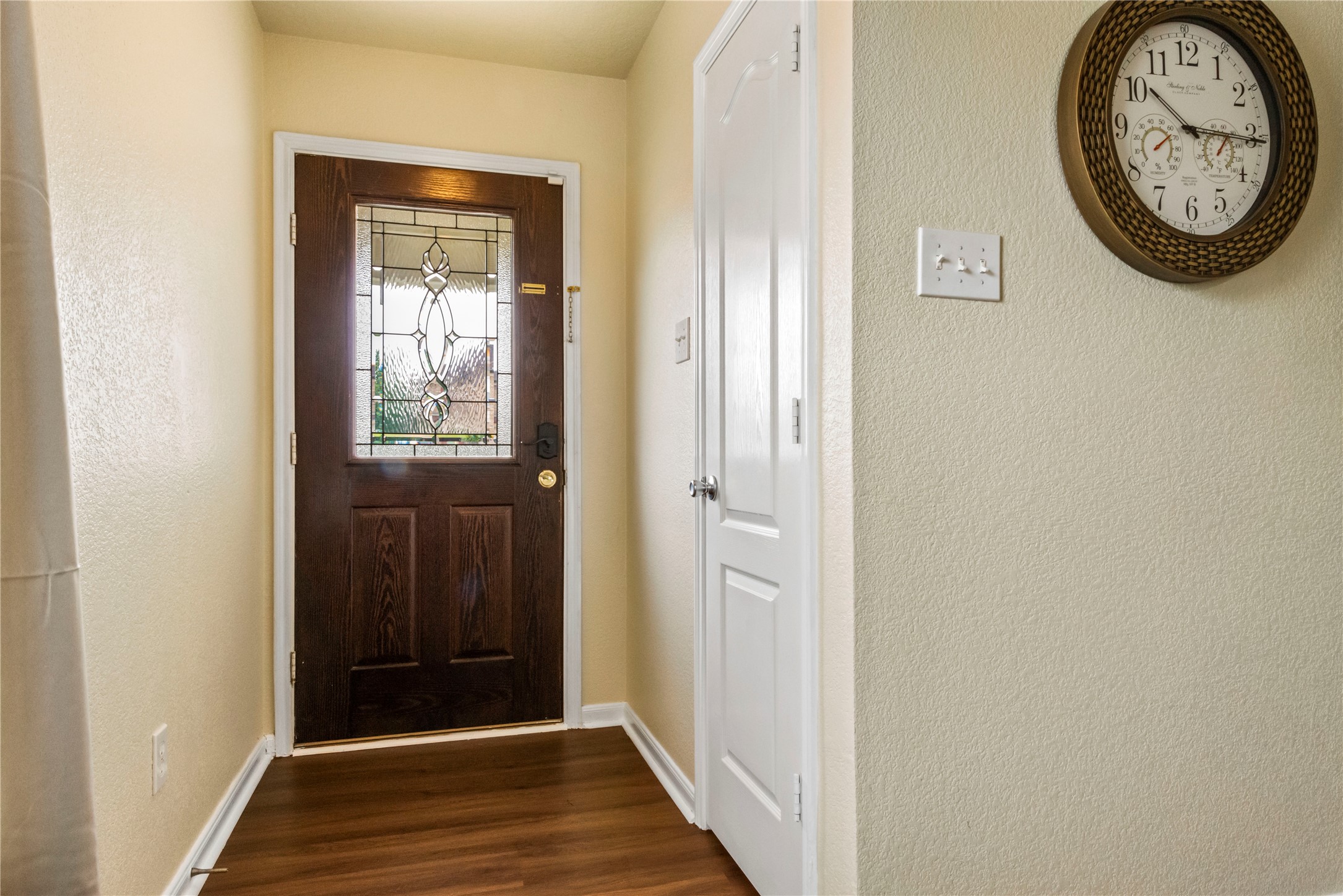 3023 Ribbon Creek Way Property Photo 3