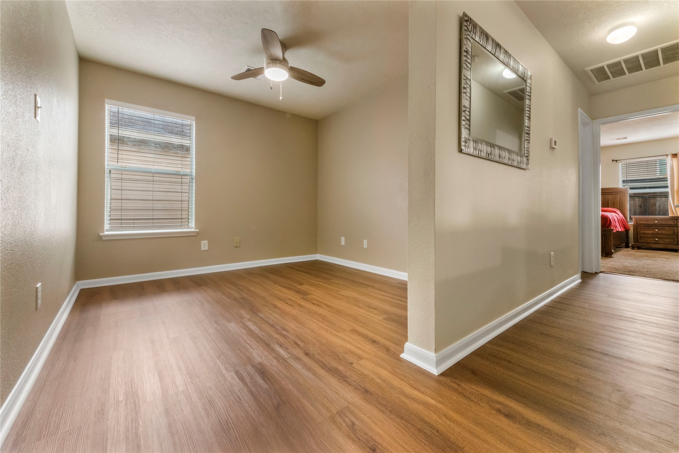 3023 Ribbon Creek Way Property Photo 8