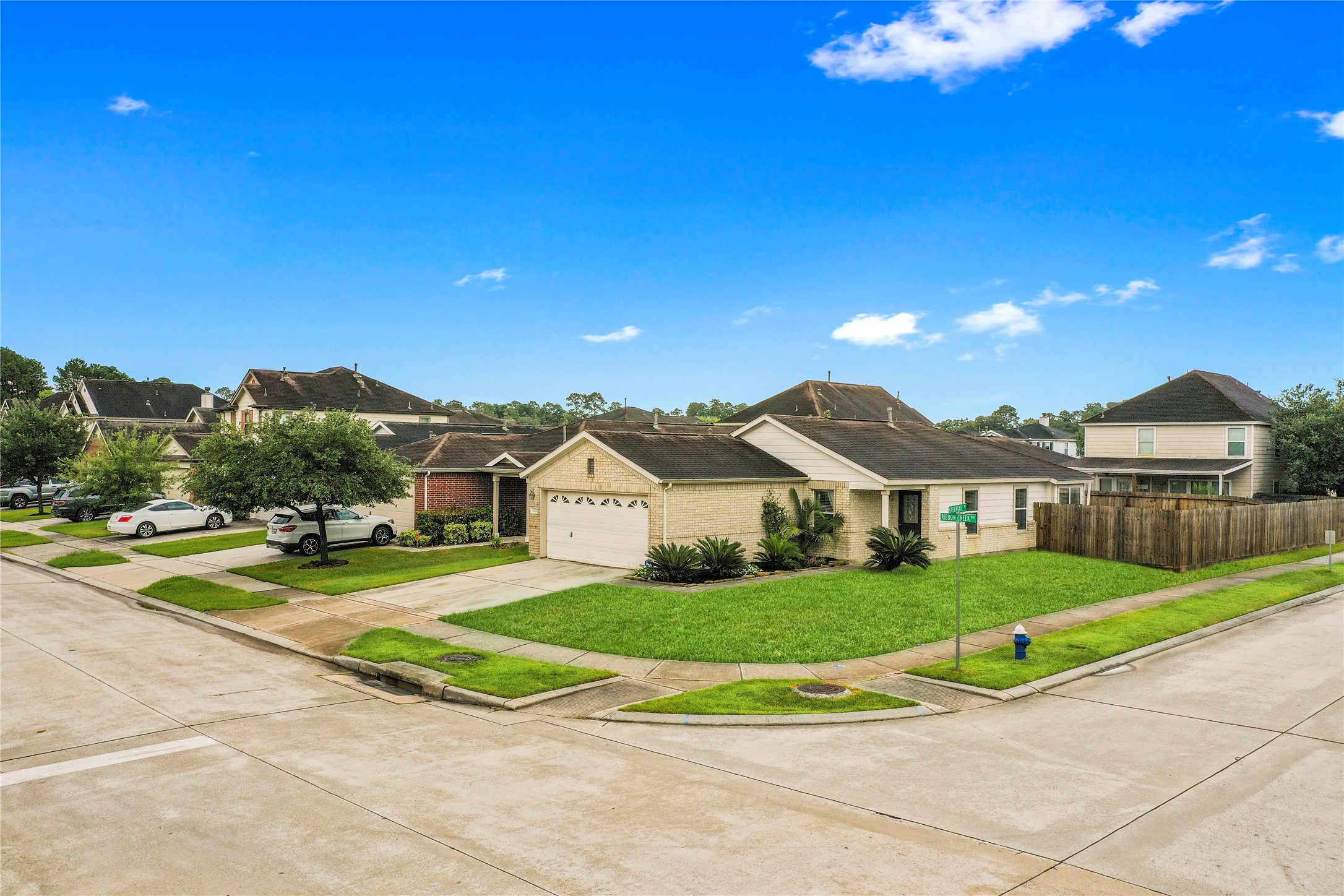 3023 Ribbon Creek Way Property Photo 15