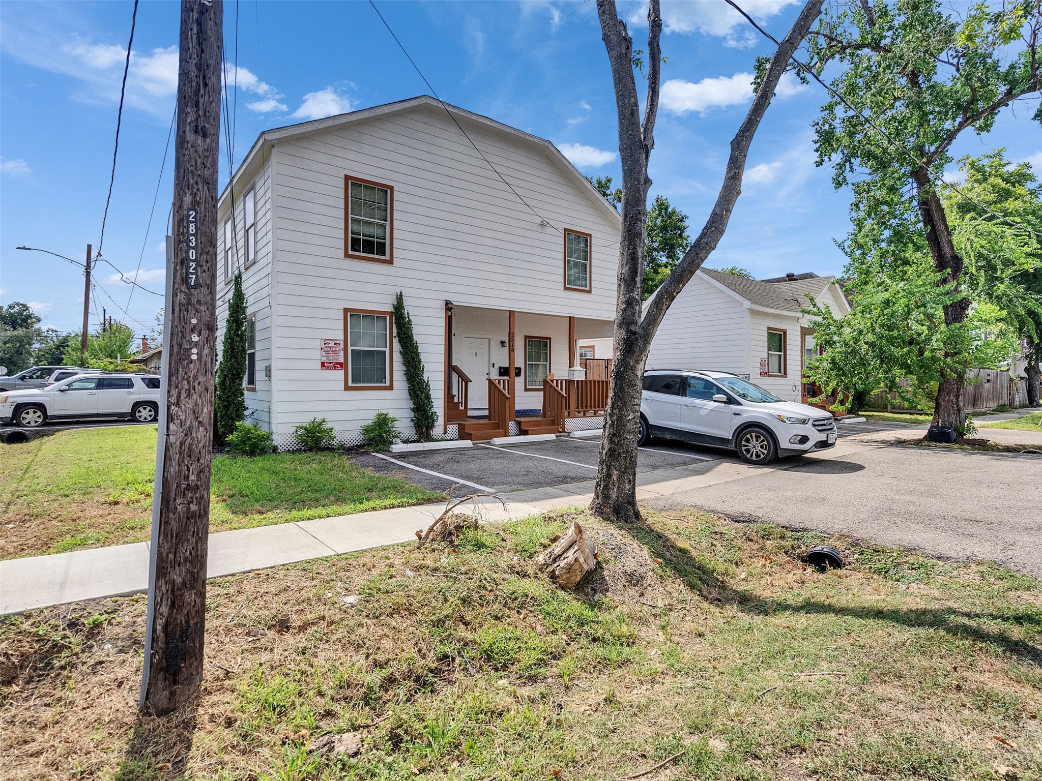 2514 Gano Street Property Photo 3