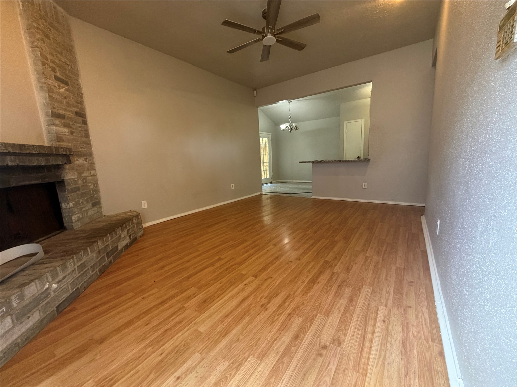 11050 Rainbow Glen Drive Property Photo 2