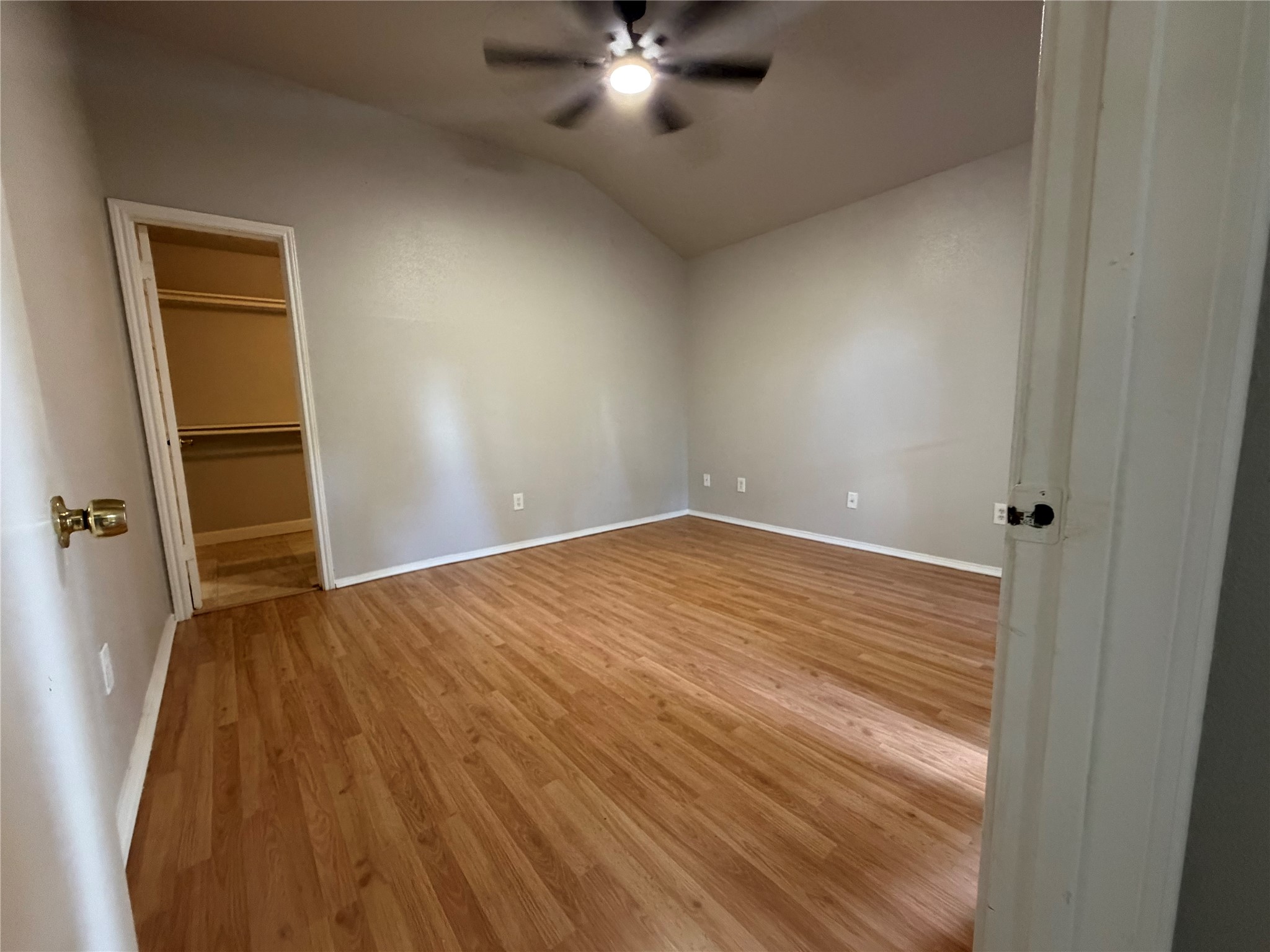 11050 Rainbow Glen Drive Property Photo 4