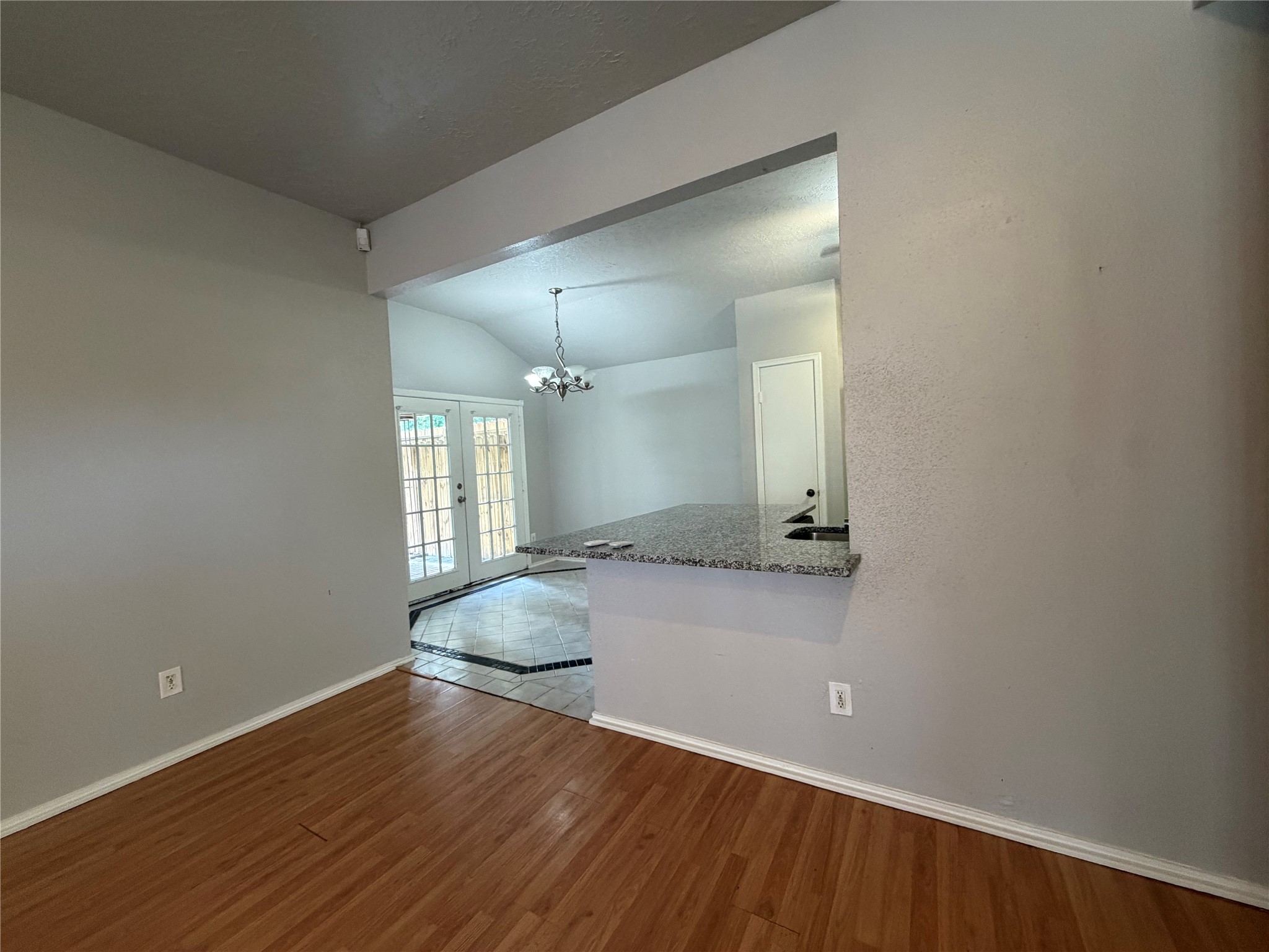 11050 Rainbow Glen Drive Property Photo 8