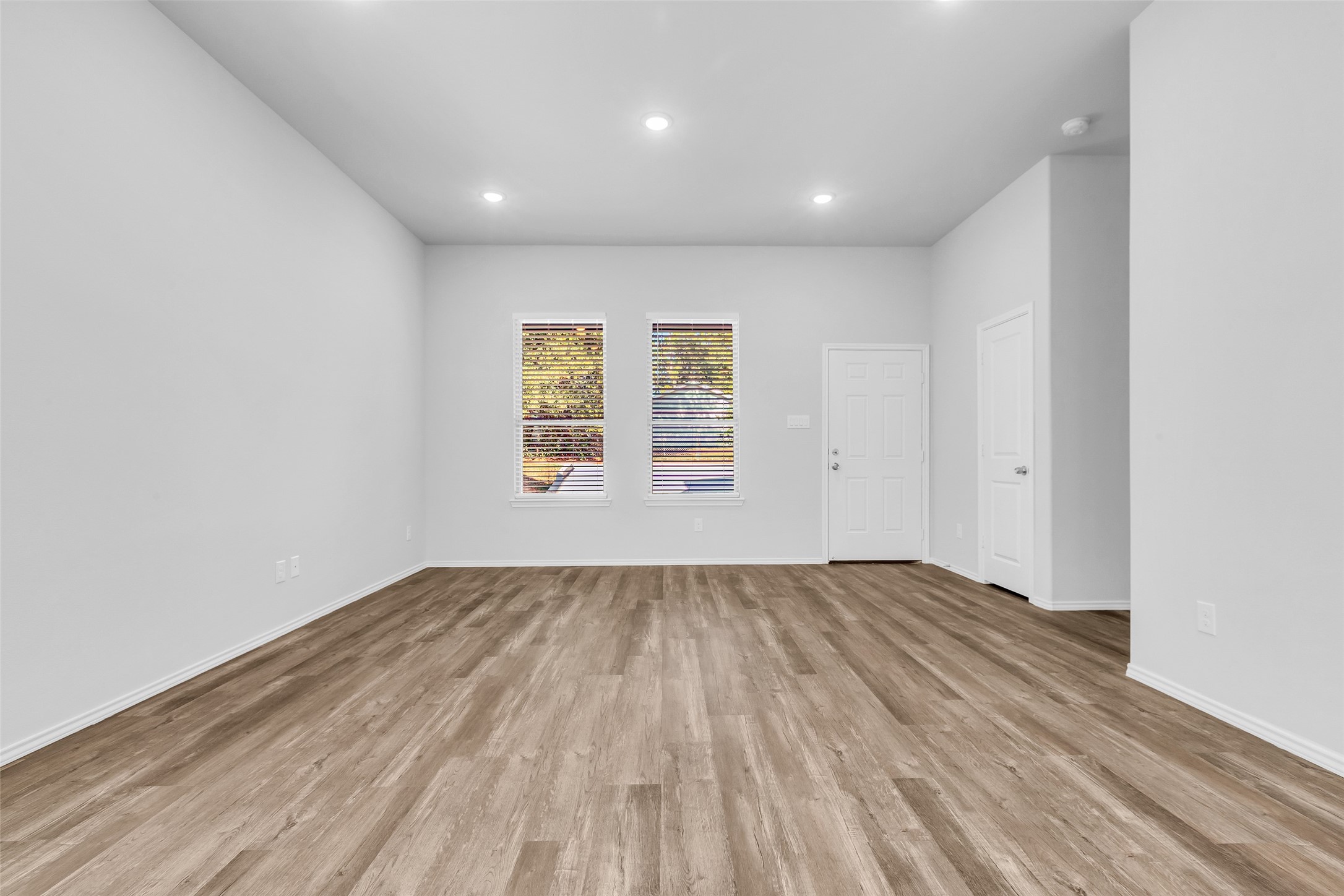 11964 Canal Street Property Photo 16