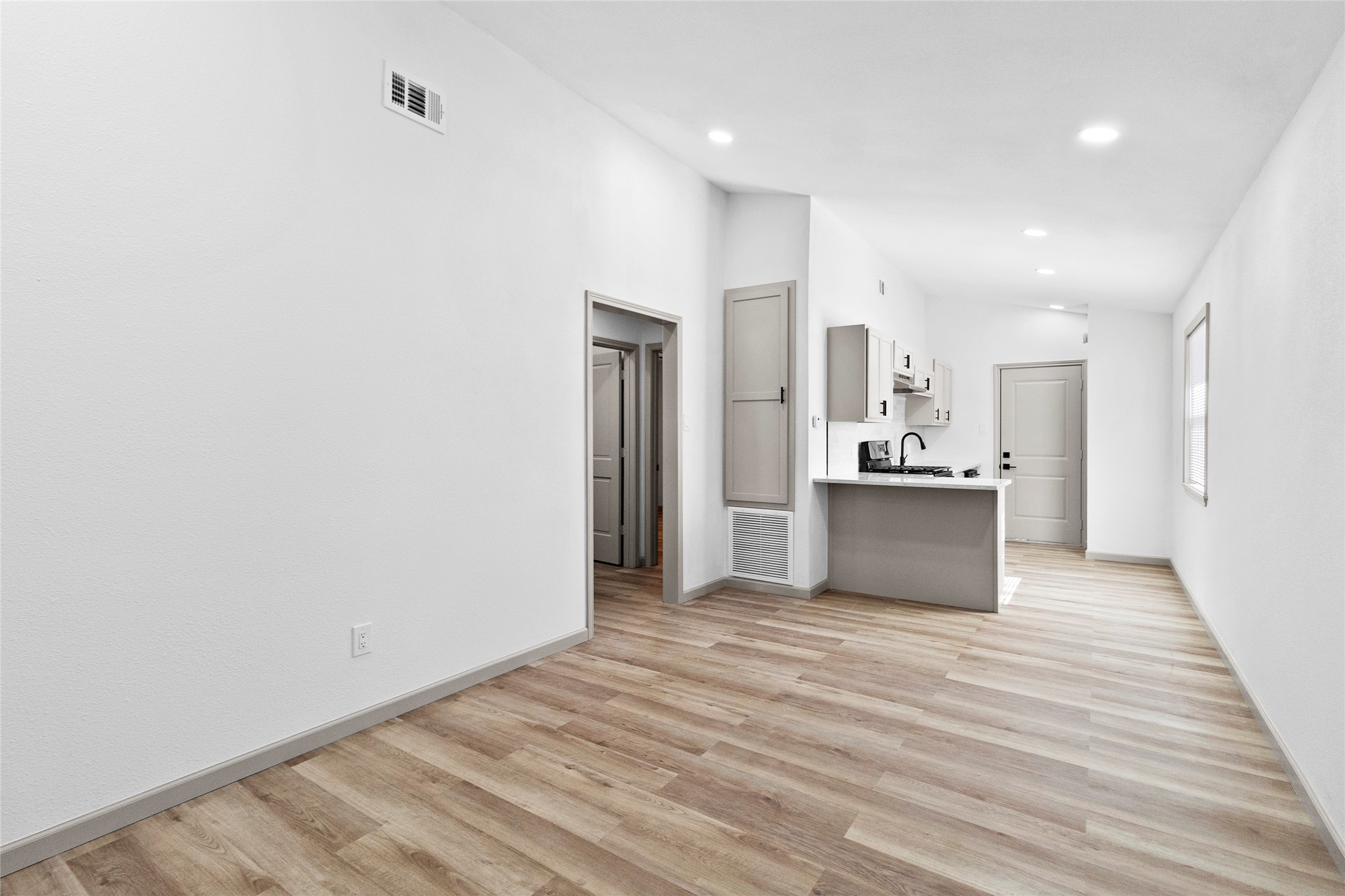 1503 Avenue P R1 Property Photo 5