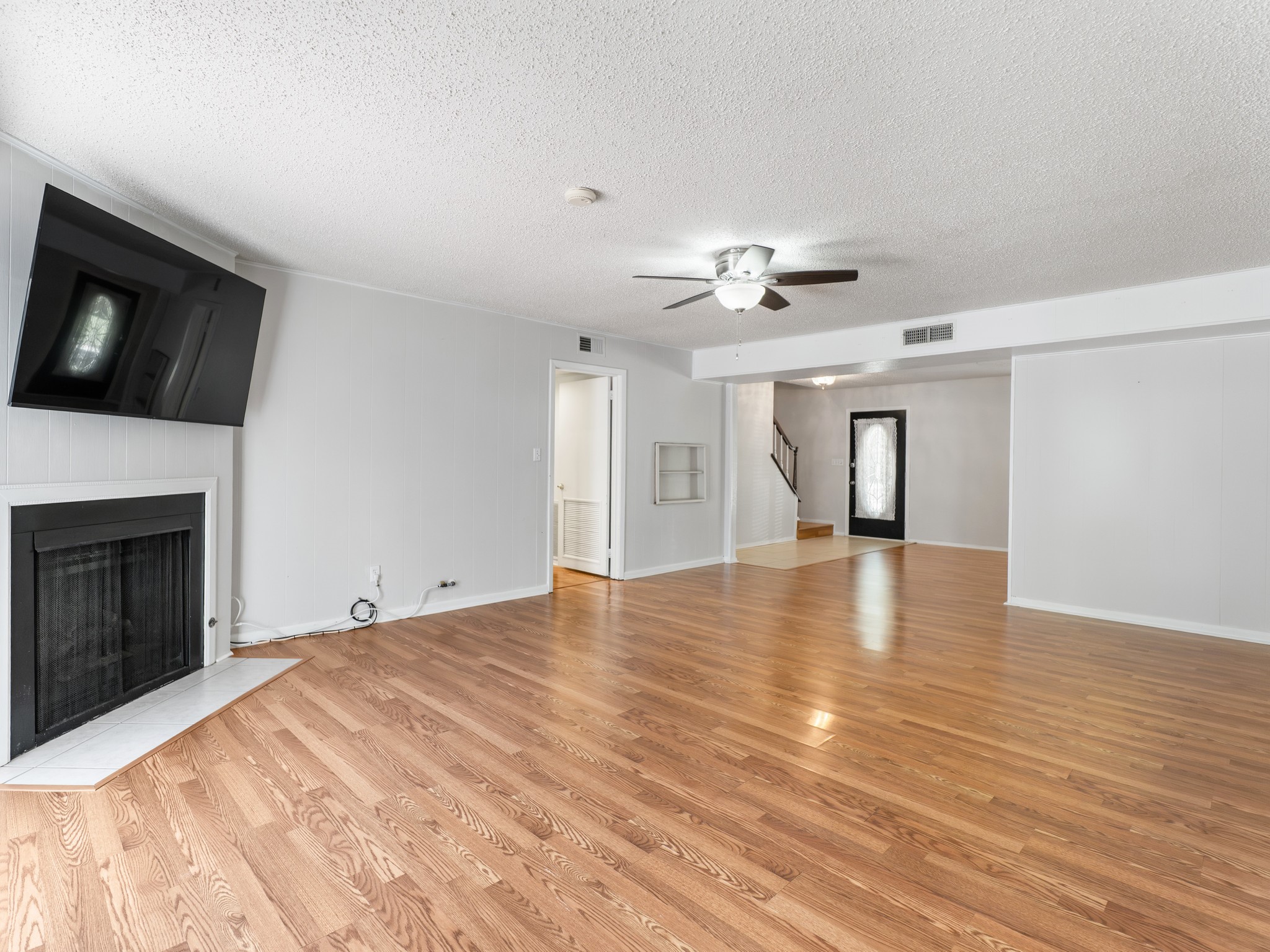 2025 Tupper Lake Lane Property Photo 10