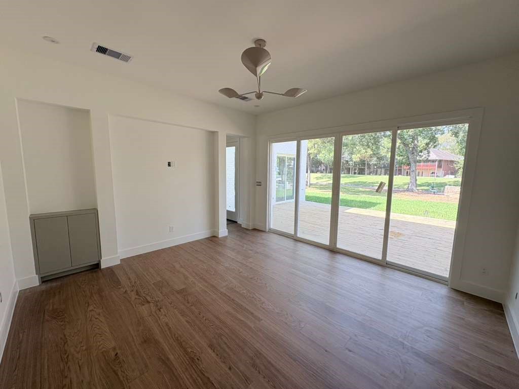 3223 Lazy Lake Lane Property Photo 5