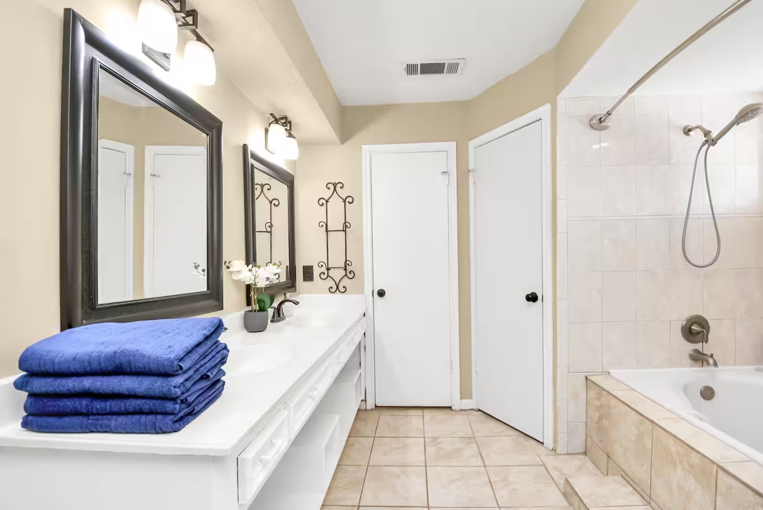 4134 Club Valley Drive Property Photo 20