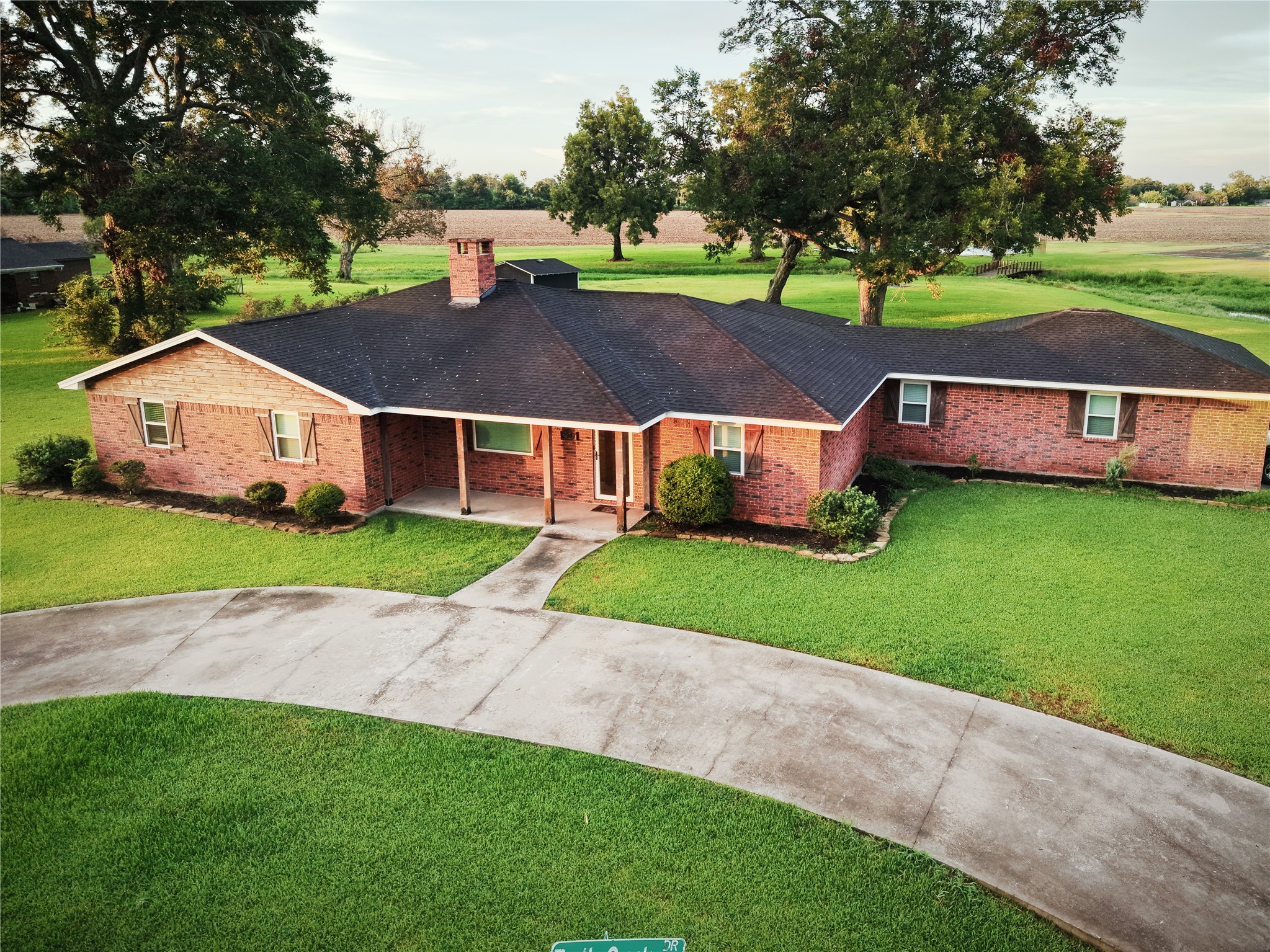 2947 Turtle Creek Drive Property Photo 1