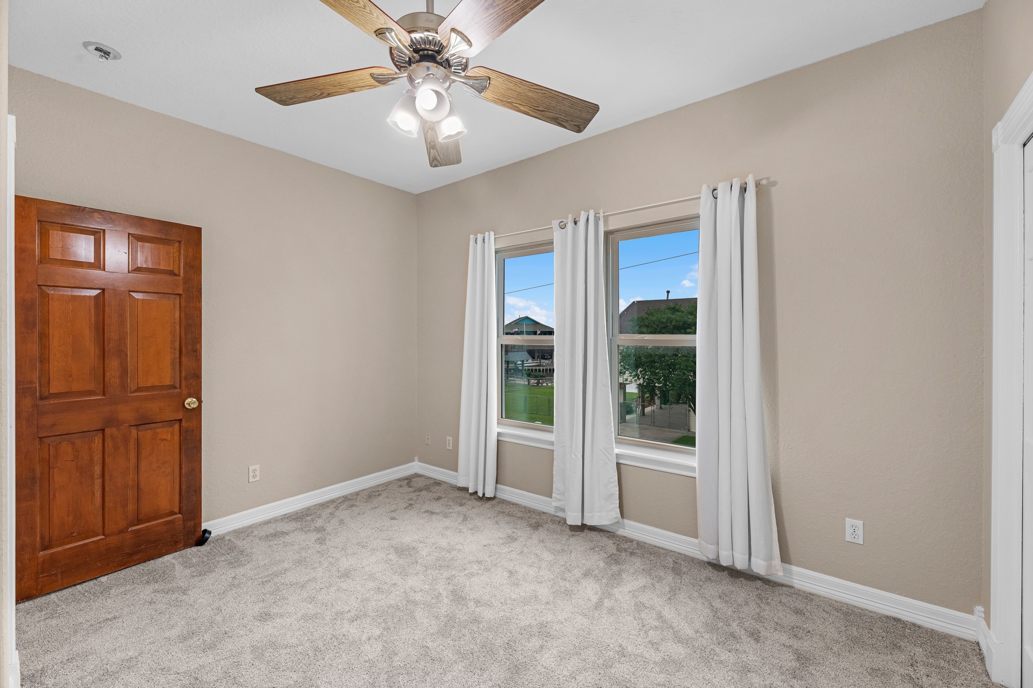 7 N Flamingo Street Property Photo 30