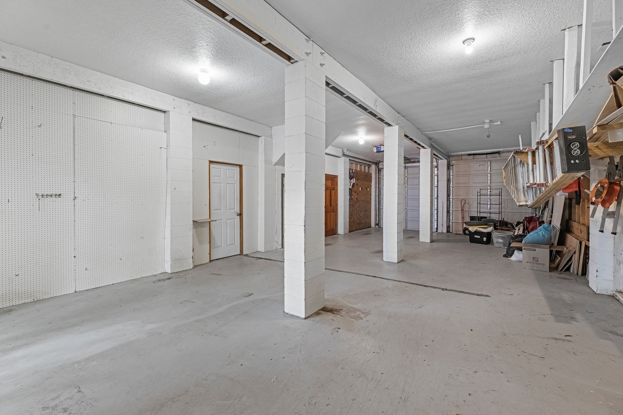 7 N Flamingo Street Property Photo 43