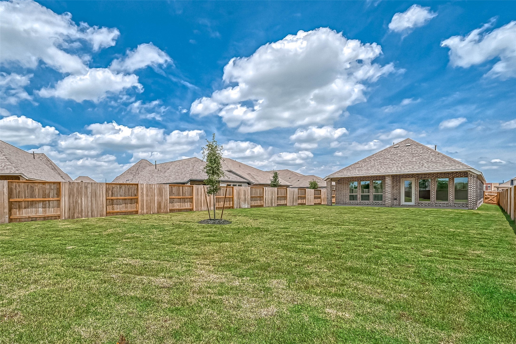 4942 Hitchings Court Property Photo 33