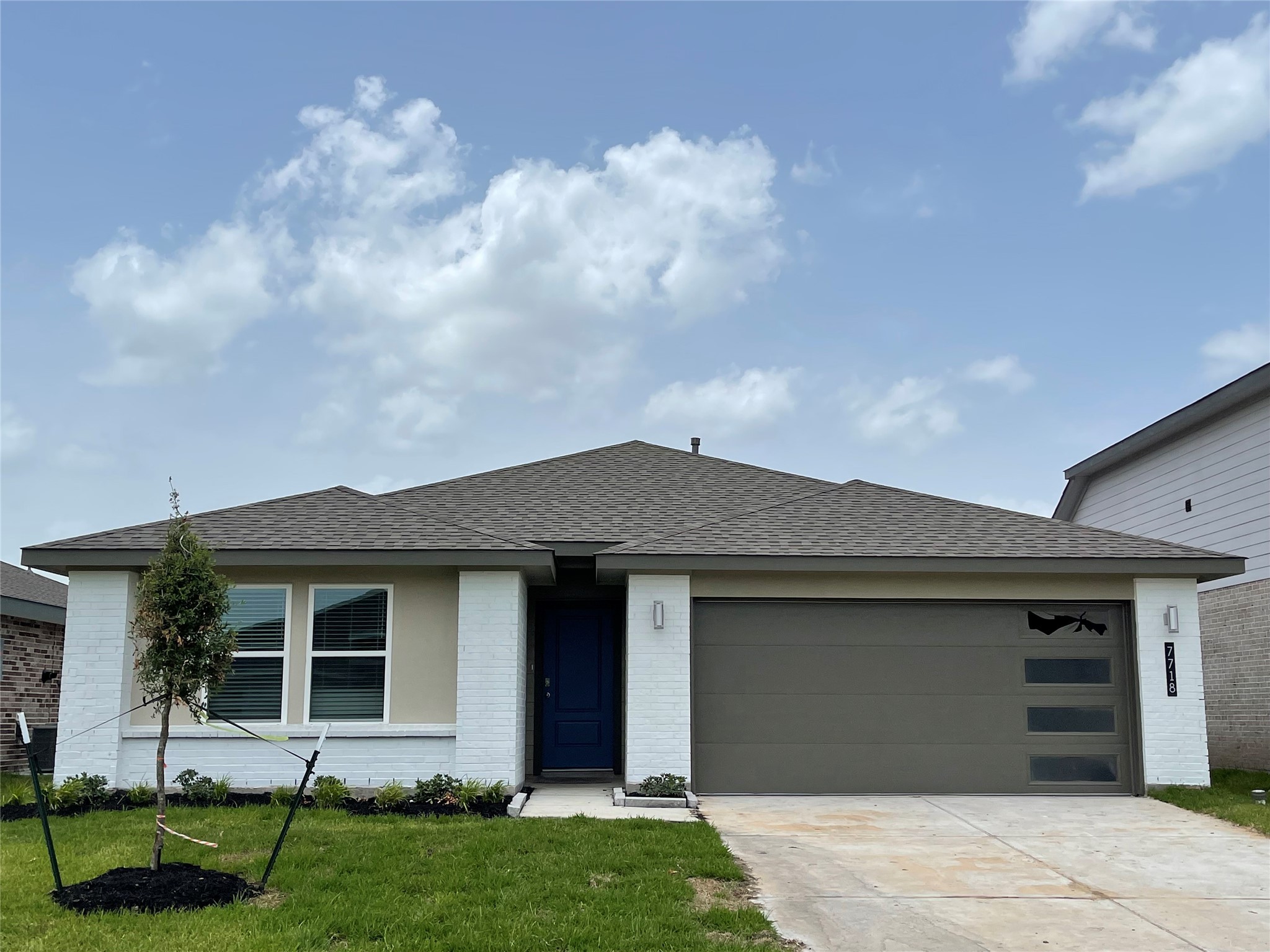 7718 Cattleman Valley Drive Property Photo 1