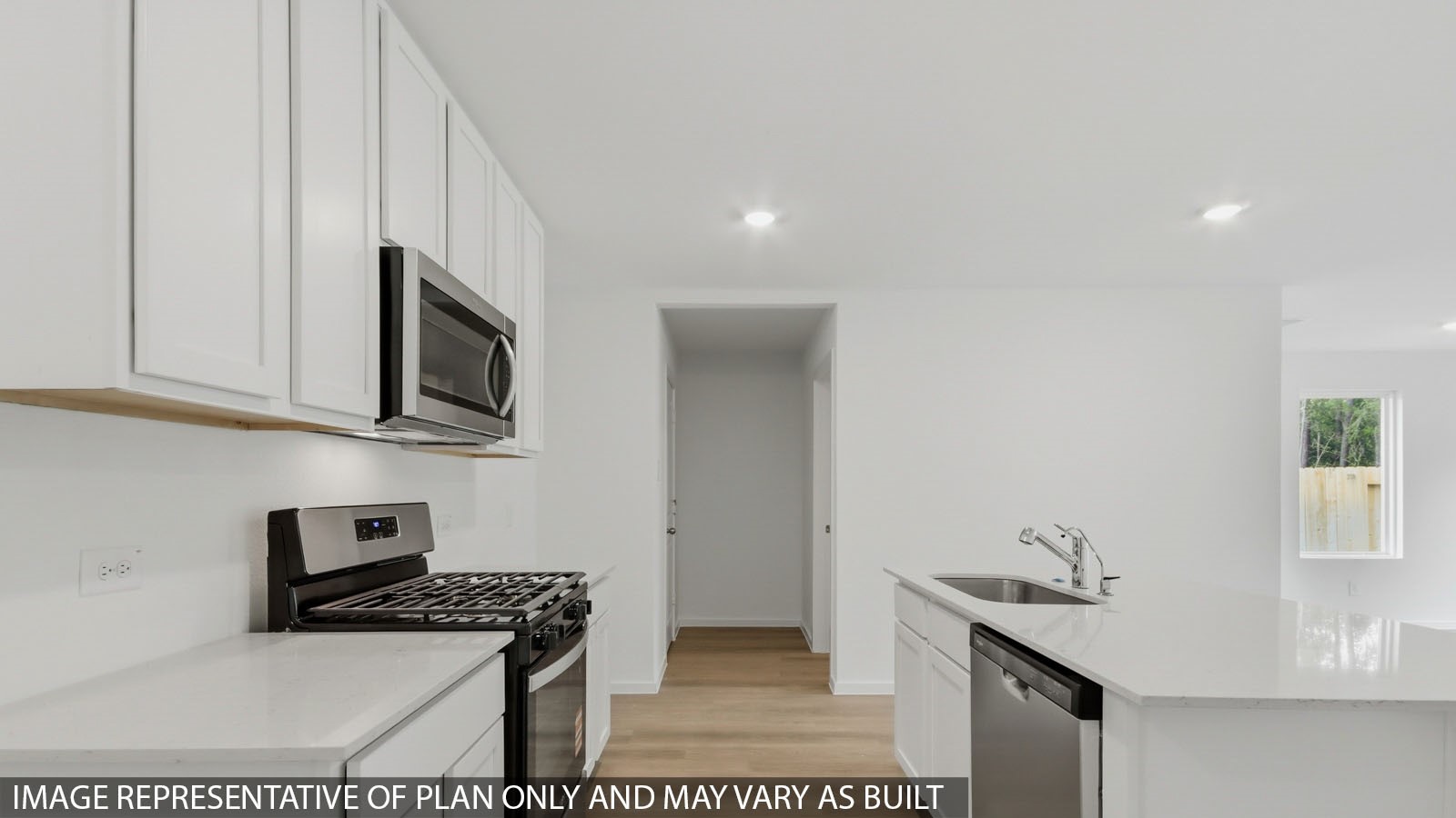 40510 Clover Willow Drive Property Photo 3