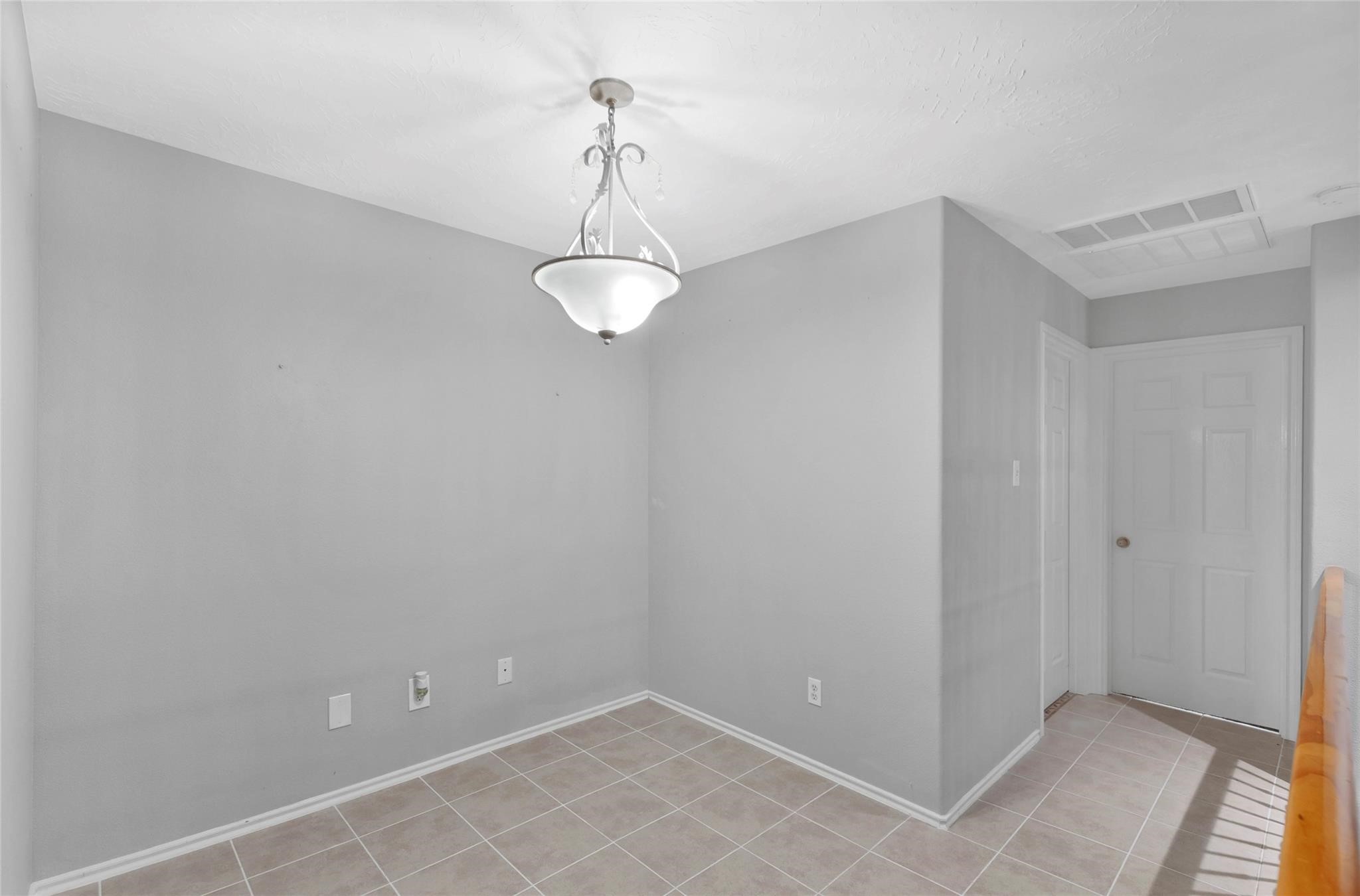 9016 Elm Drake Lane Property Photo 15