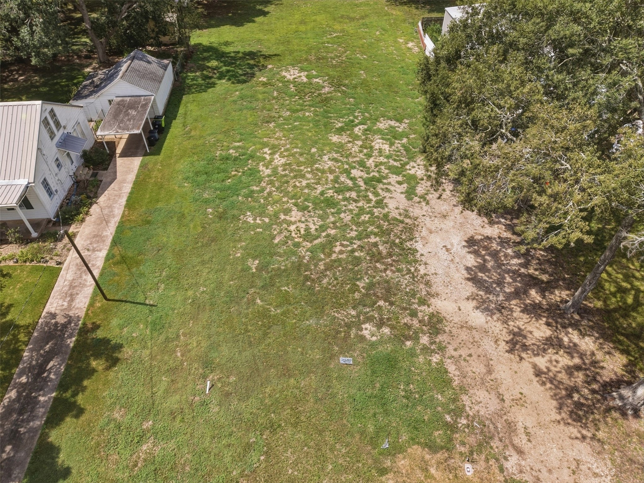2600 4th Street Property Photo 3