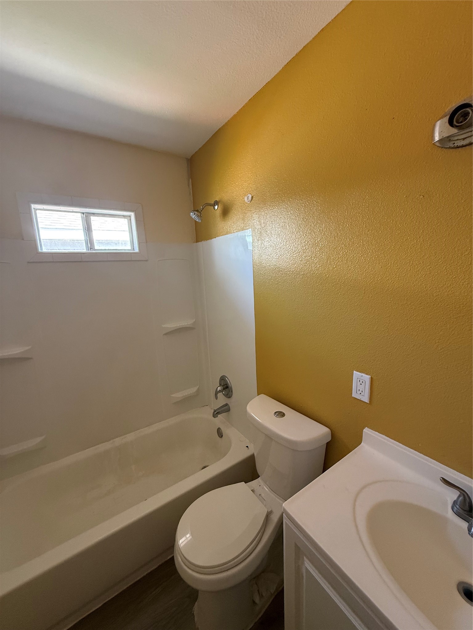 1311 Malvern Street Property Photo 8