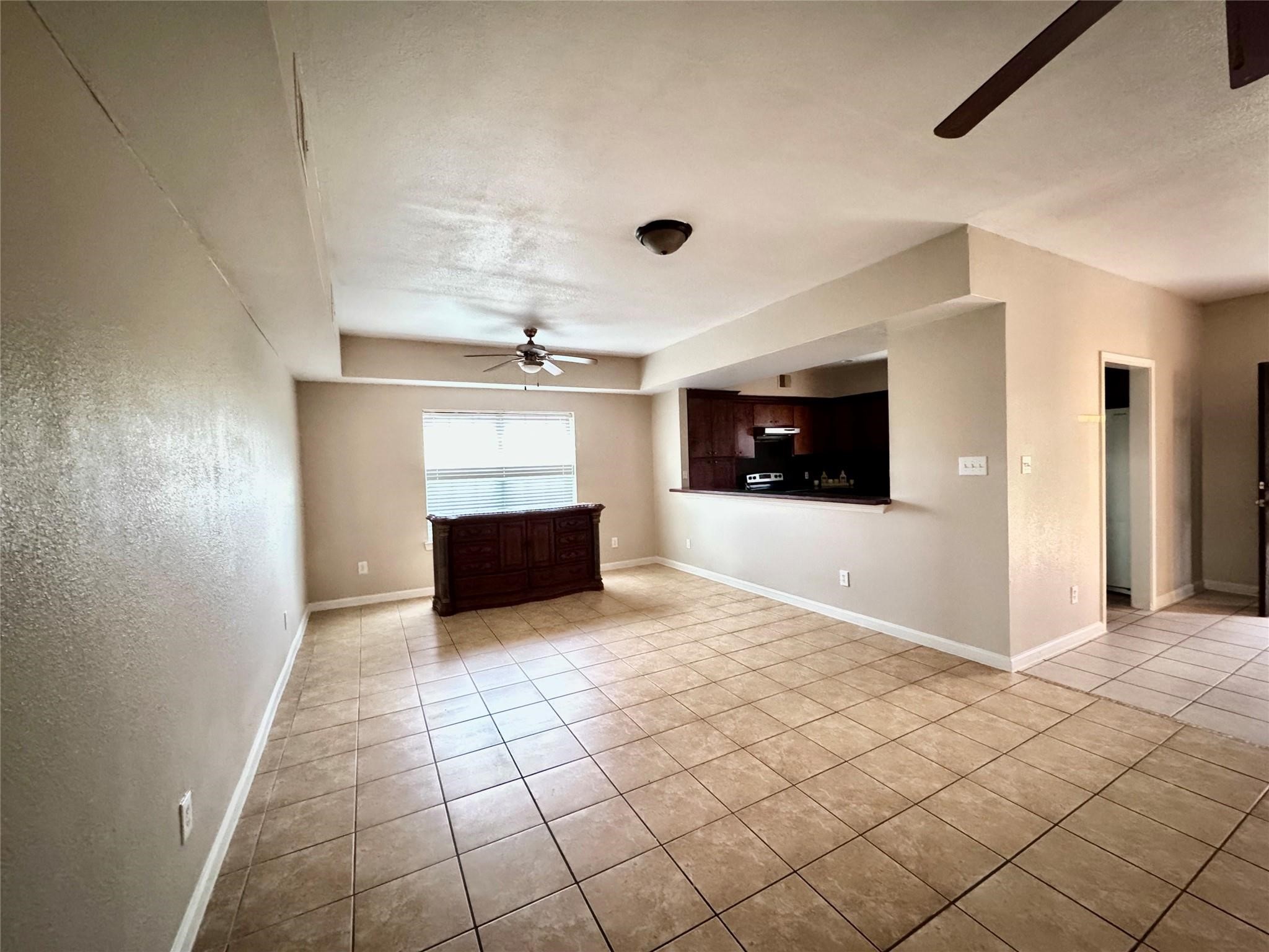 46410 I-10 E Property Photo 2