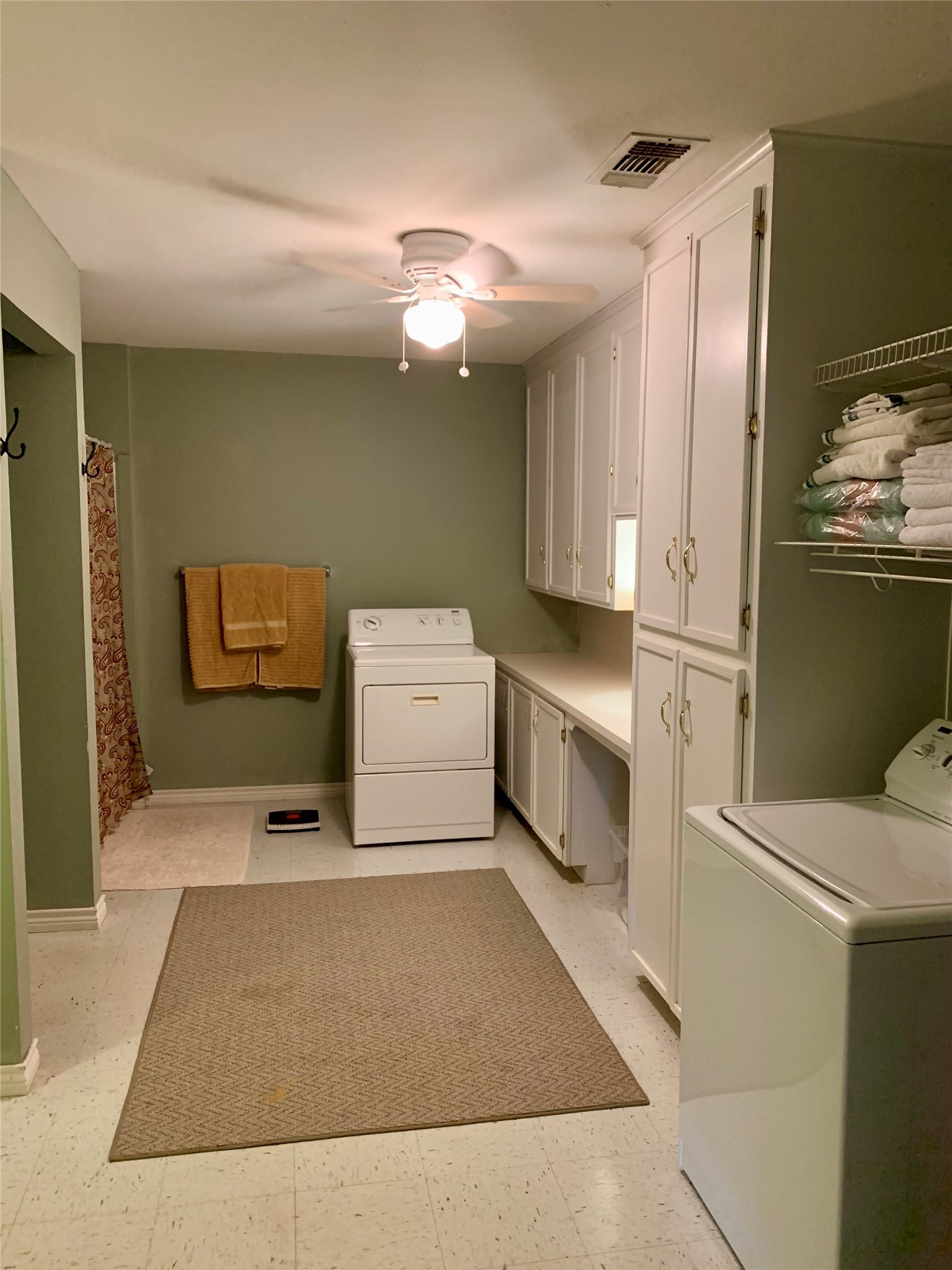 6572 Sandy Hill Road Property Photo 7