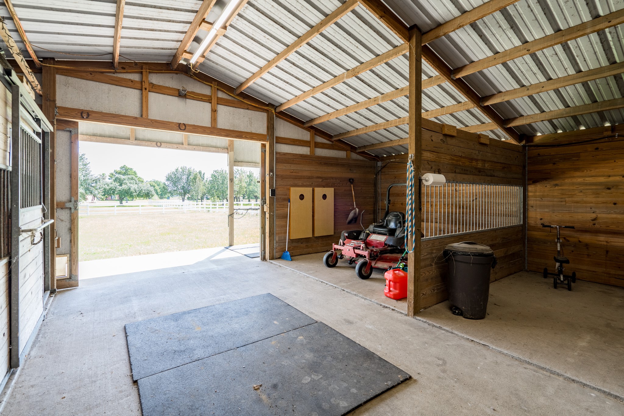 20303 Stone Lake Circle Property Photo 42