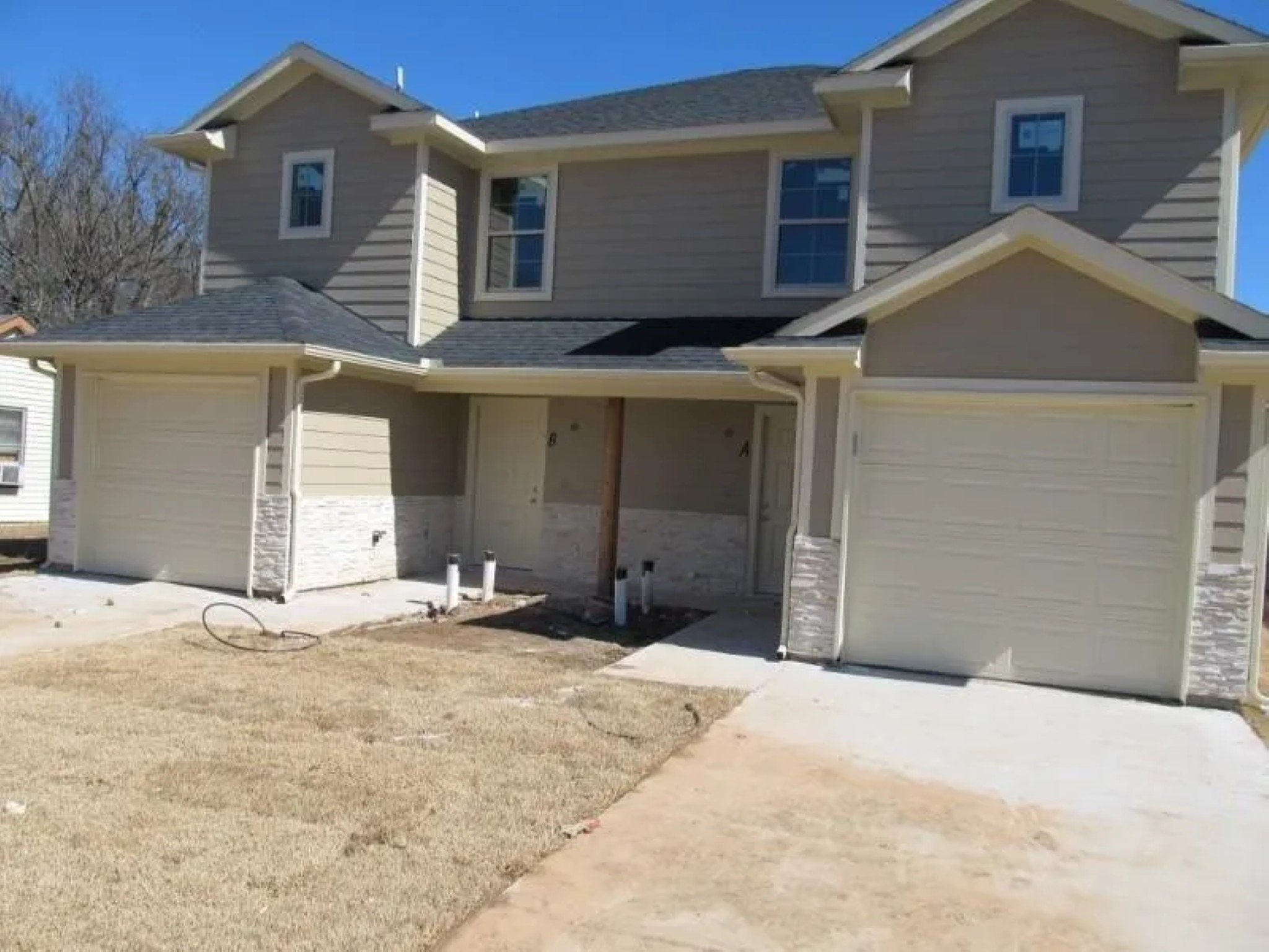 1525 Franklin Avenue Property Photo 2