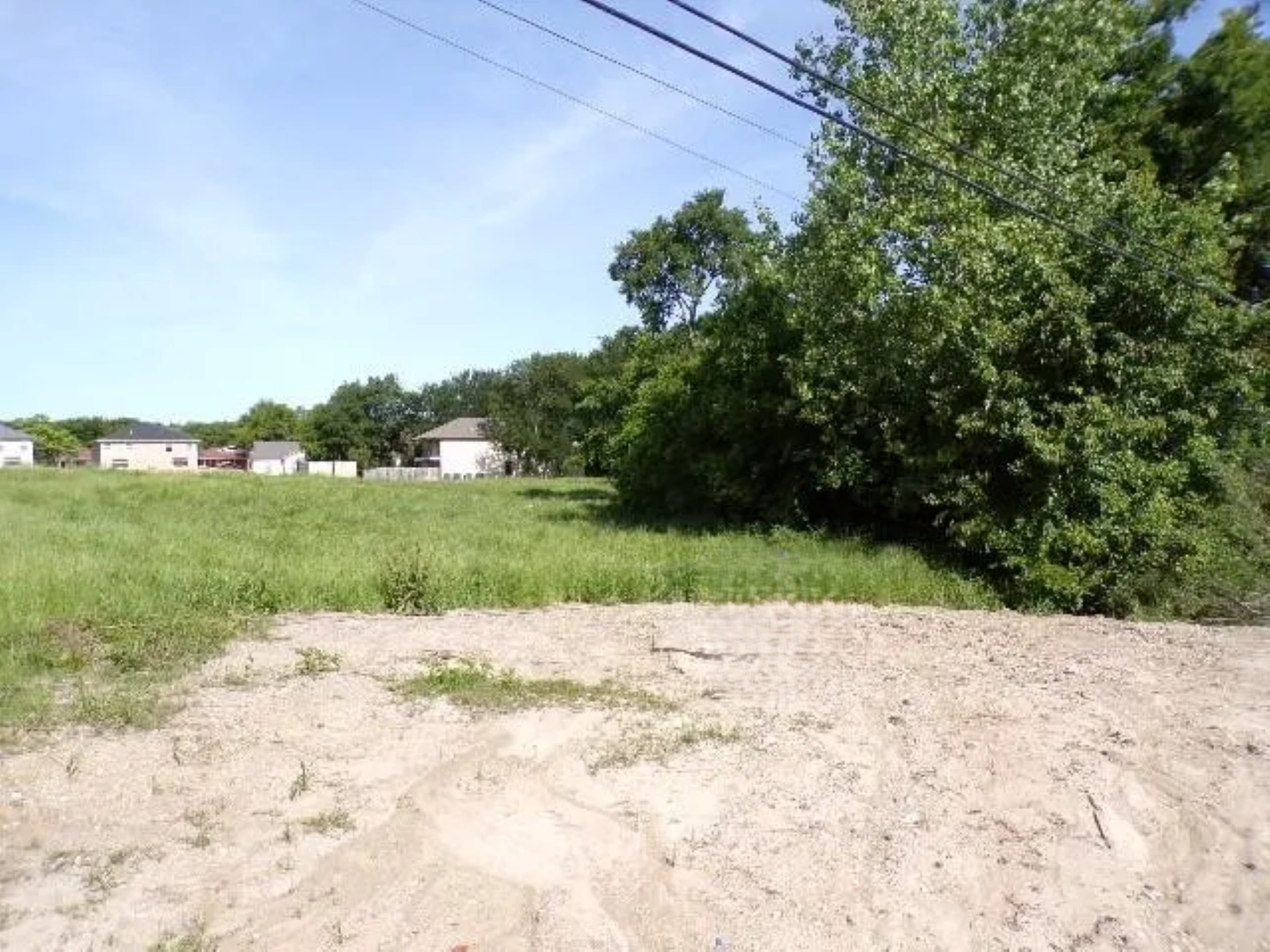 1525 Franklin Avenue Property Photo 3