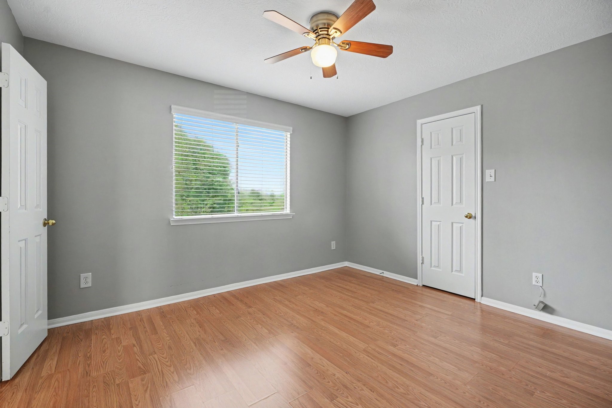 526 Oak Briar Drive Property Photo 13