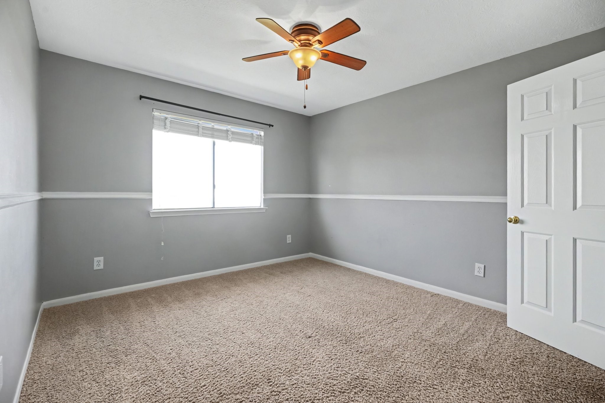 526 Oak Briar Drive Property Photo 18