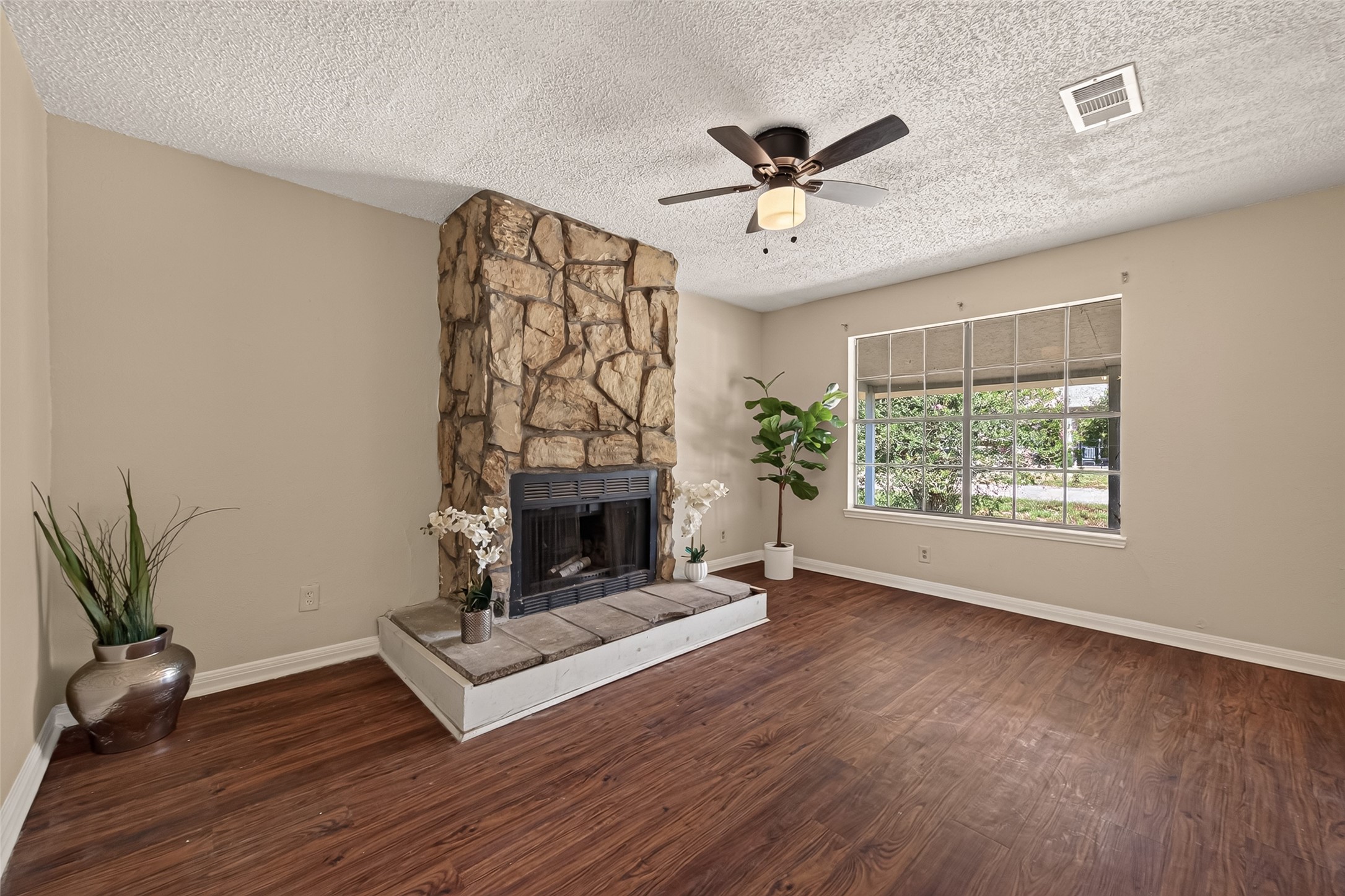 13309 Milo Drive Property Photo 4