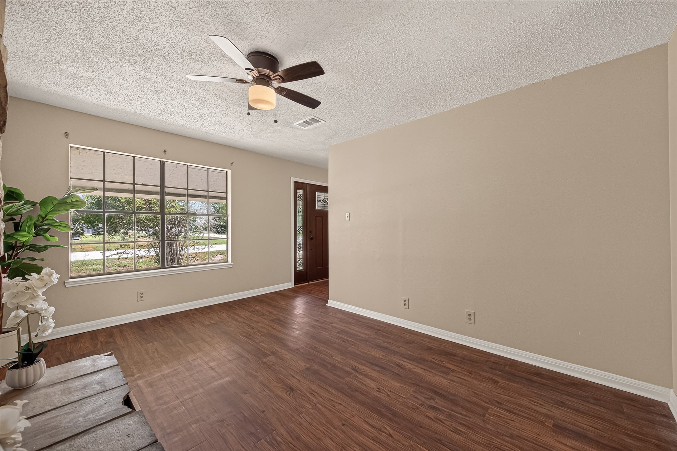 13309 Milo Drive Property Photo 5