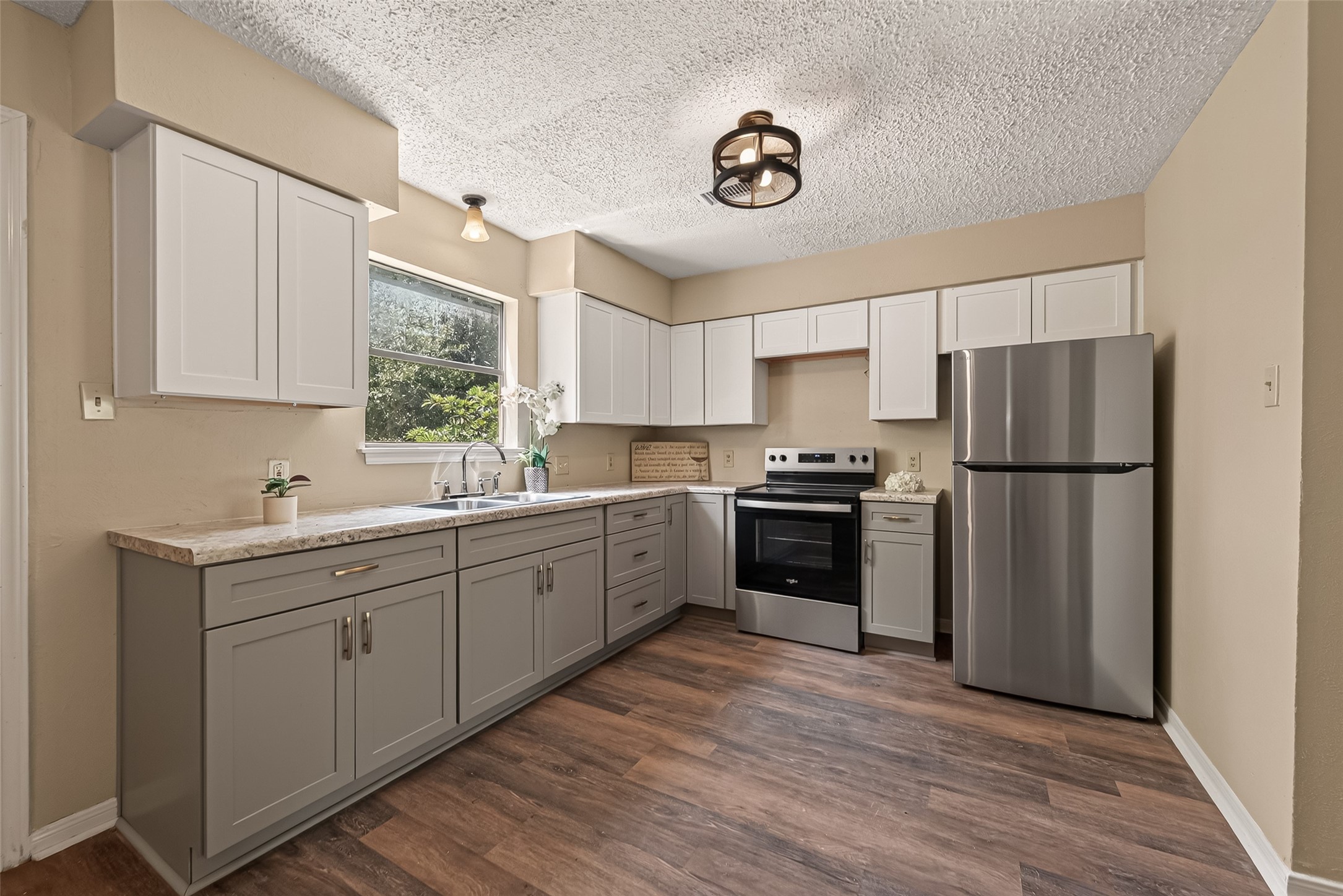 13309 Milo Drive Property Photo 8