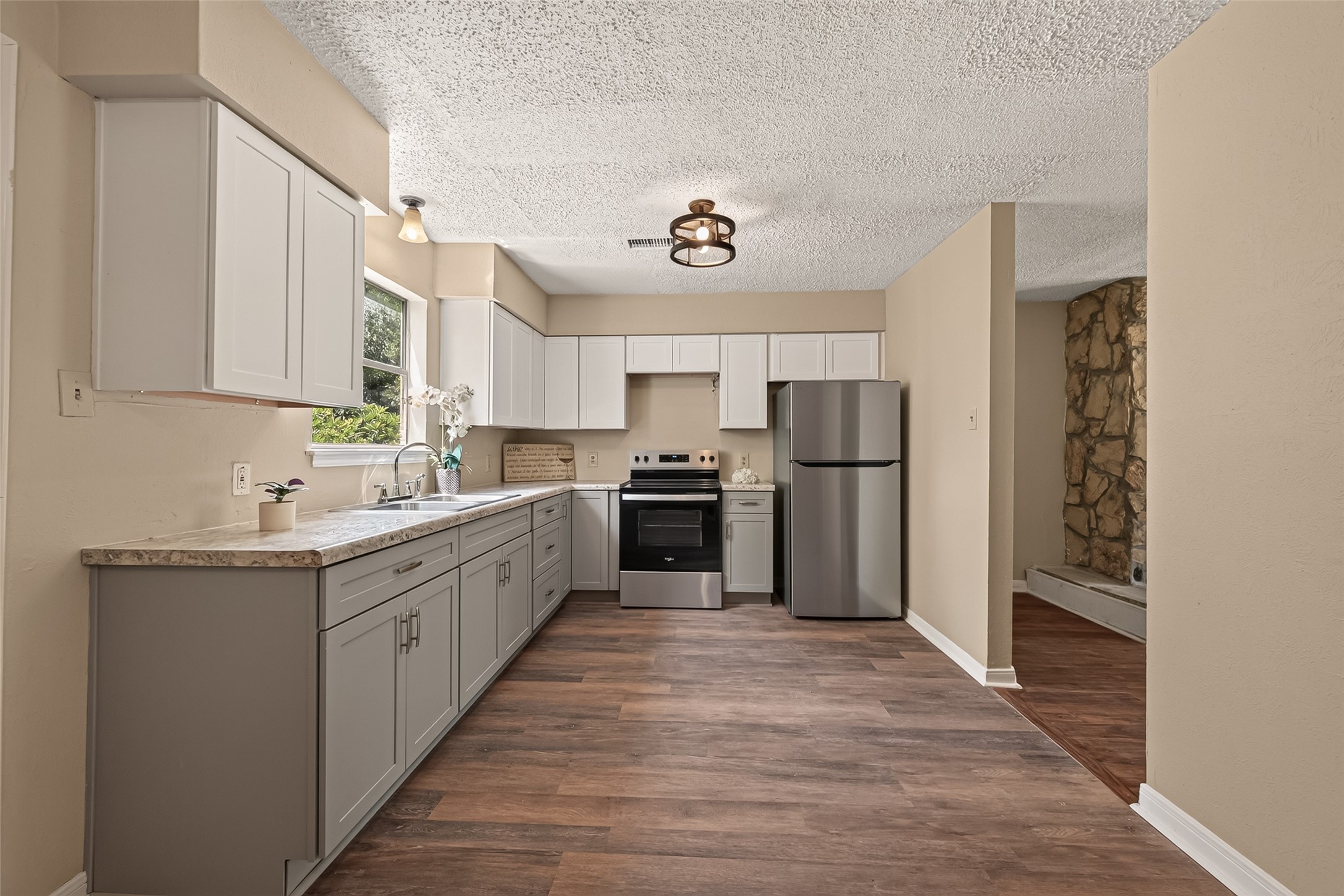 13309 Milo Drive Property Photo 9