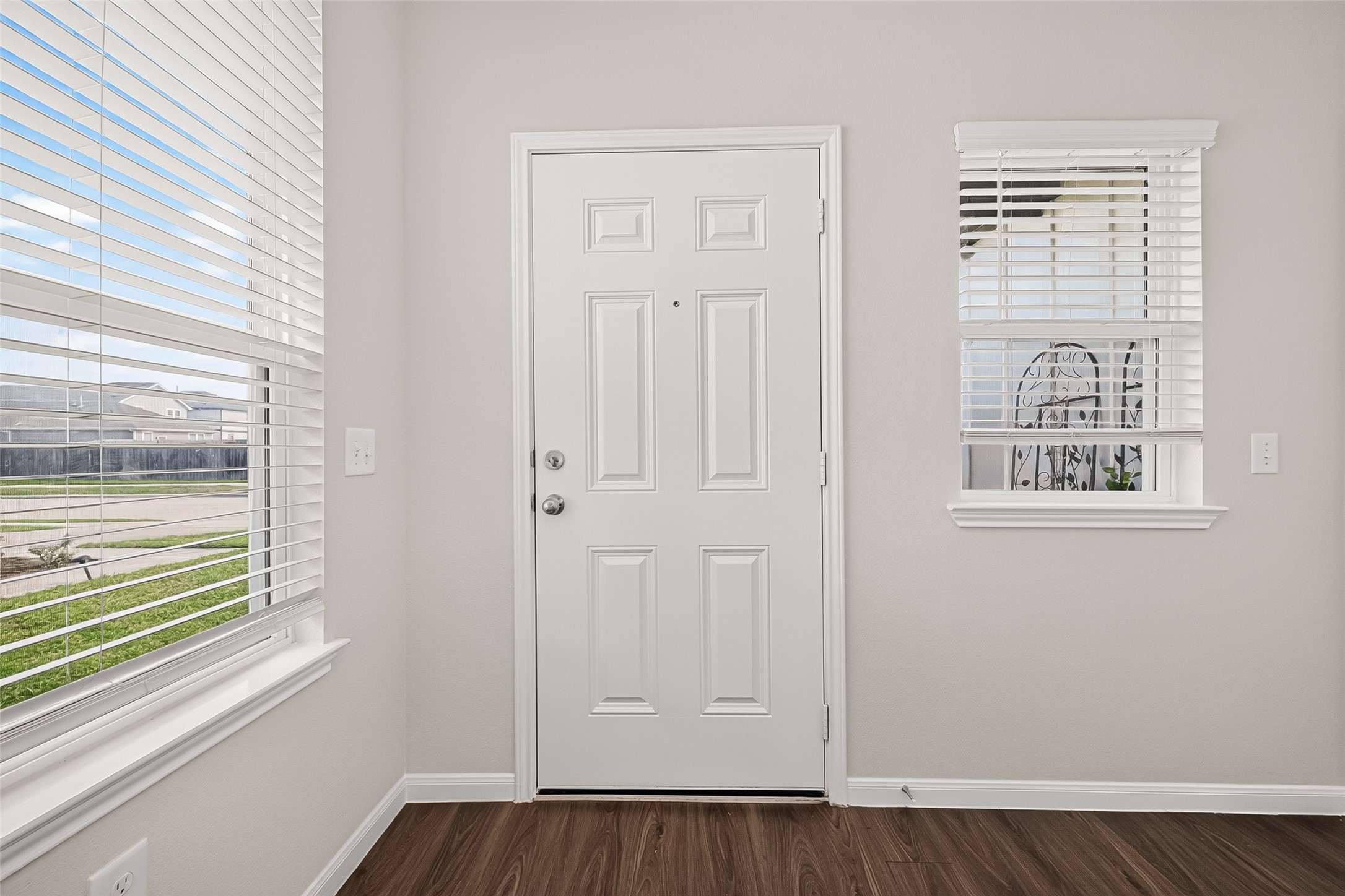 16039 Kingfield Haven Drive Property Photo 5