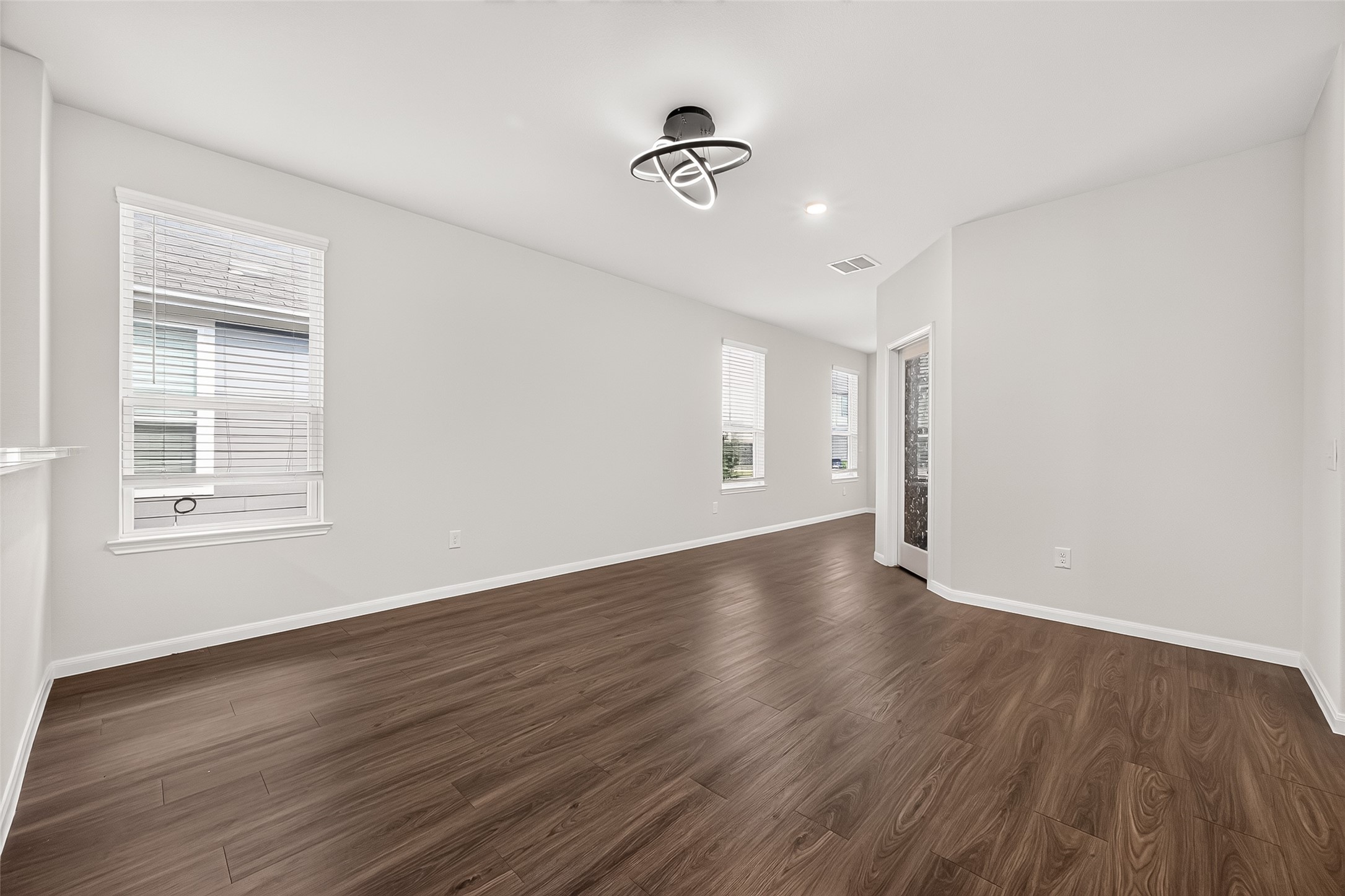 16039 Kingfield Haven Drive Property Photo 11
