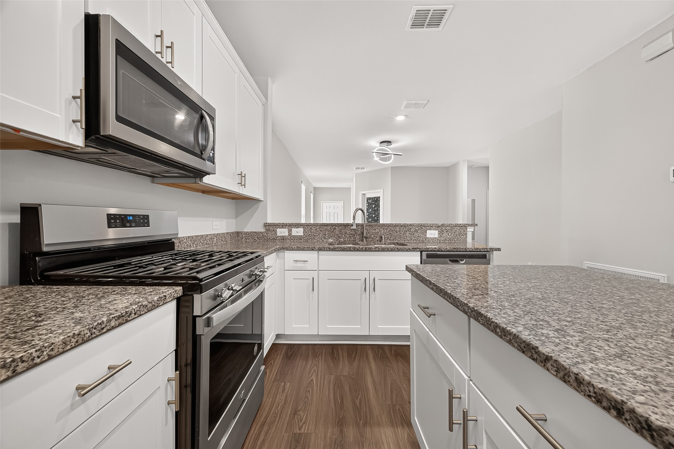 16039 Kingfield Haven Drive Property Photo 18