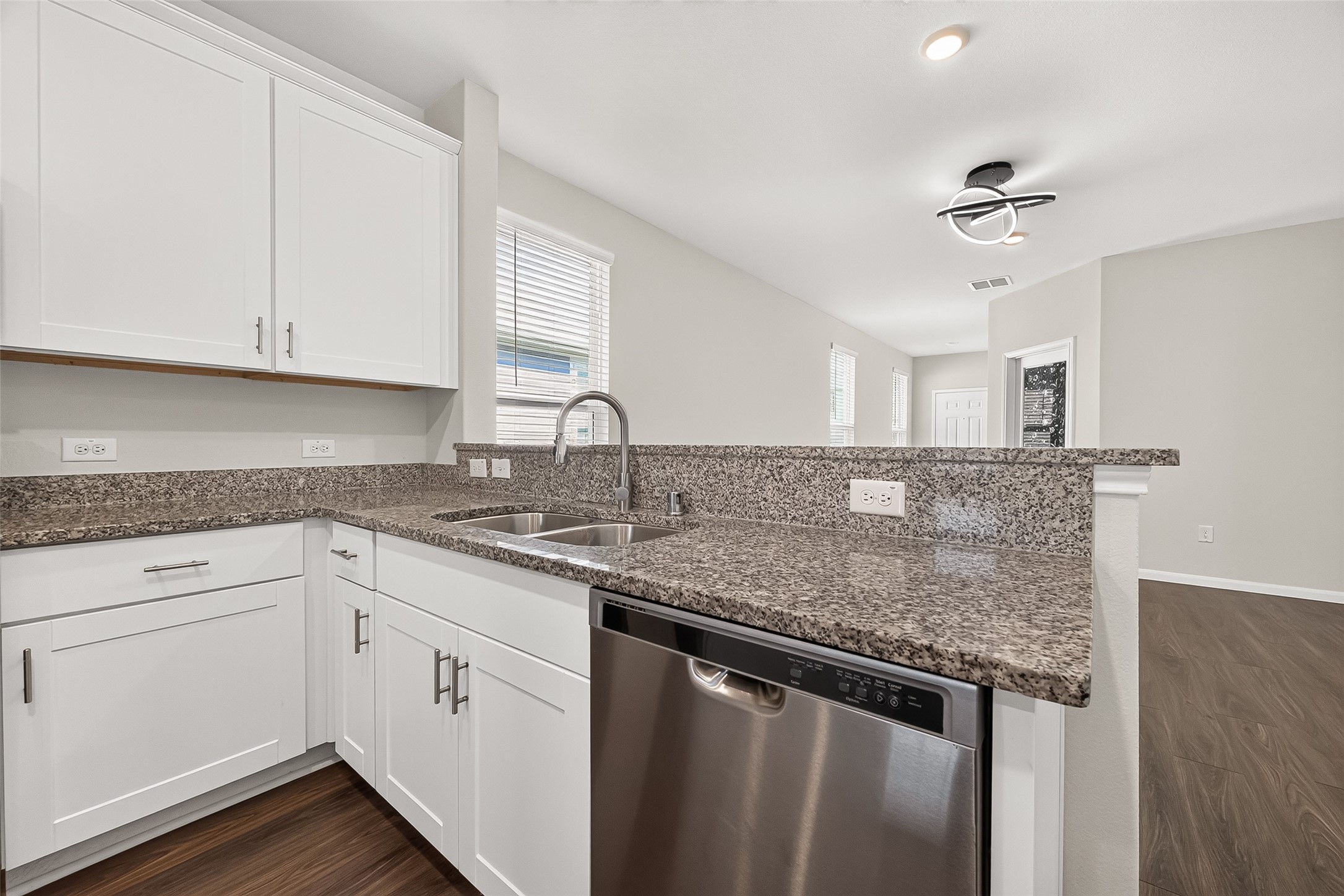 16039 Kingfield Haven Drive Property Photo 22