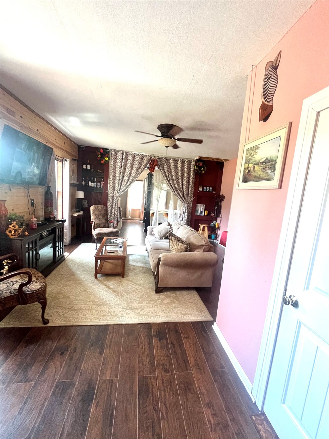 1135 County Road 3479a Property Photo 10