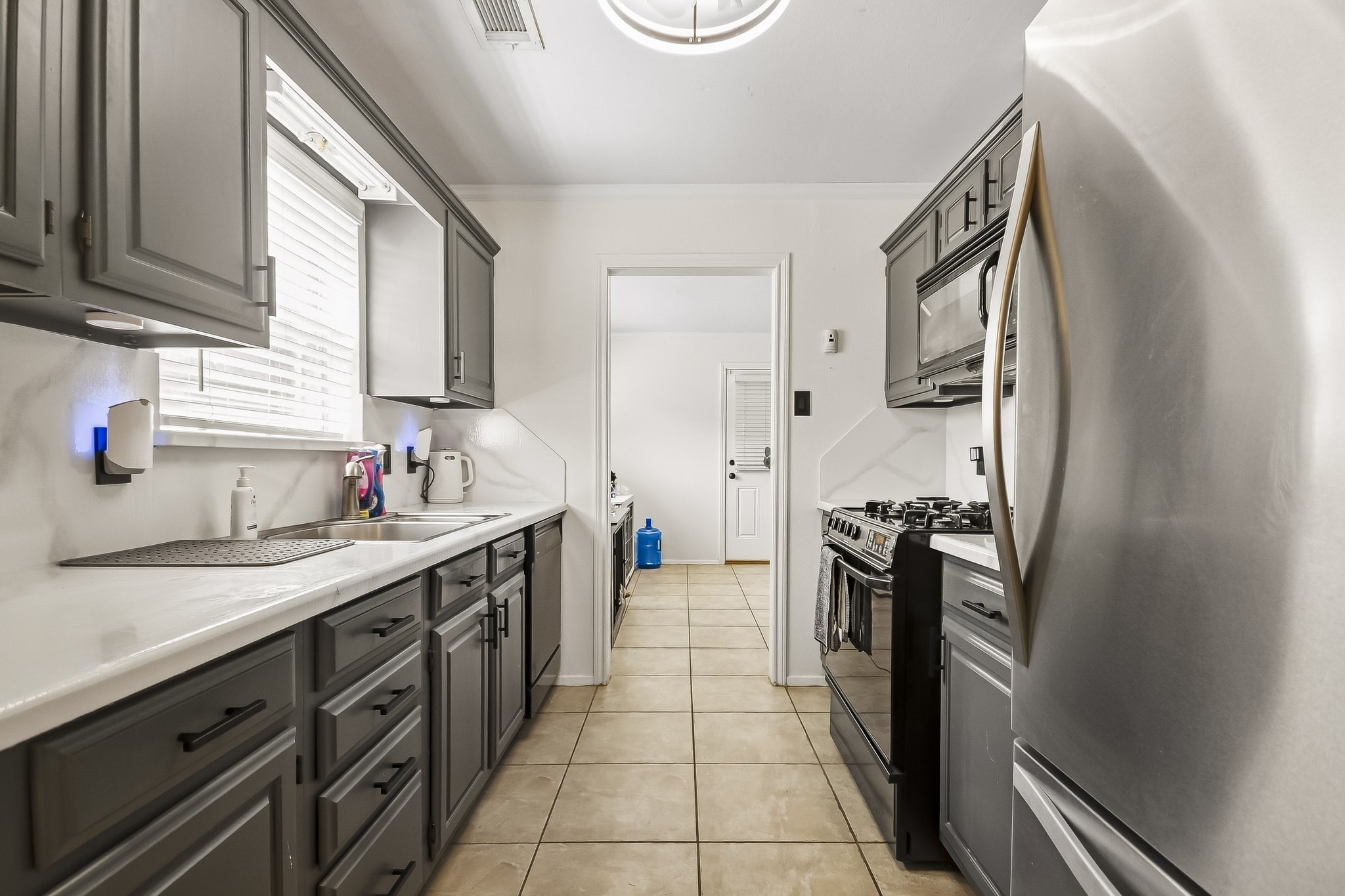 4812 Mistletoe Road Property Photo 10