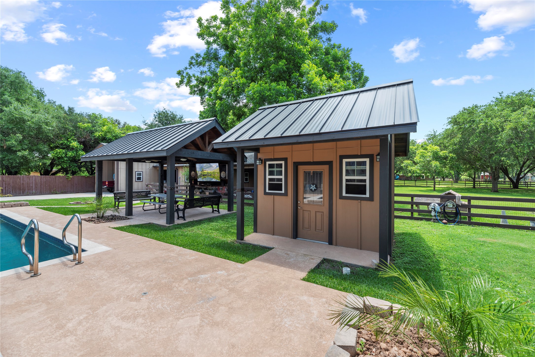 4607 Clayhead Road Property Photo 43