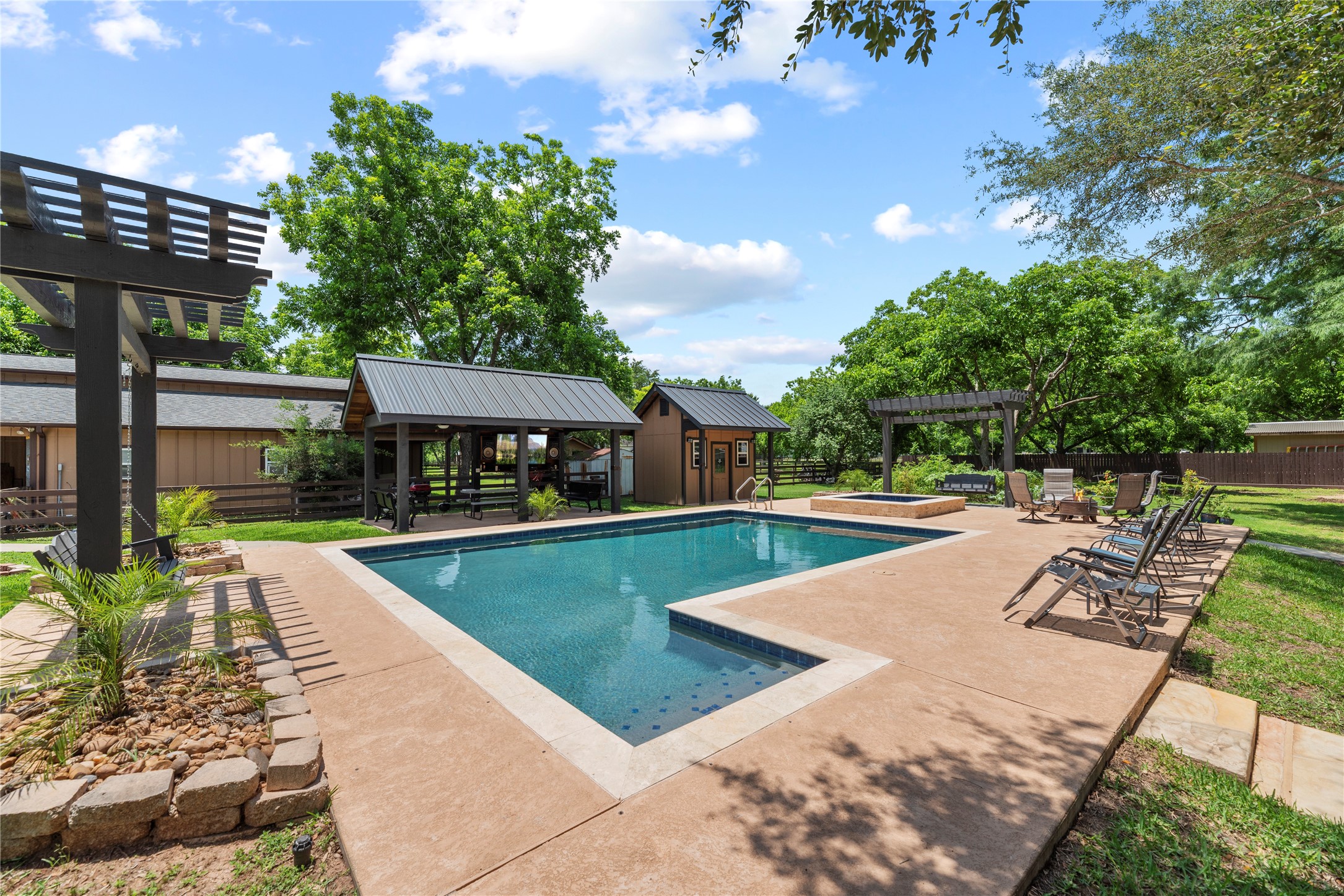 4607 Clayhead Road Property Photo 46
