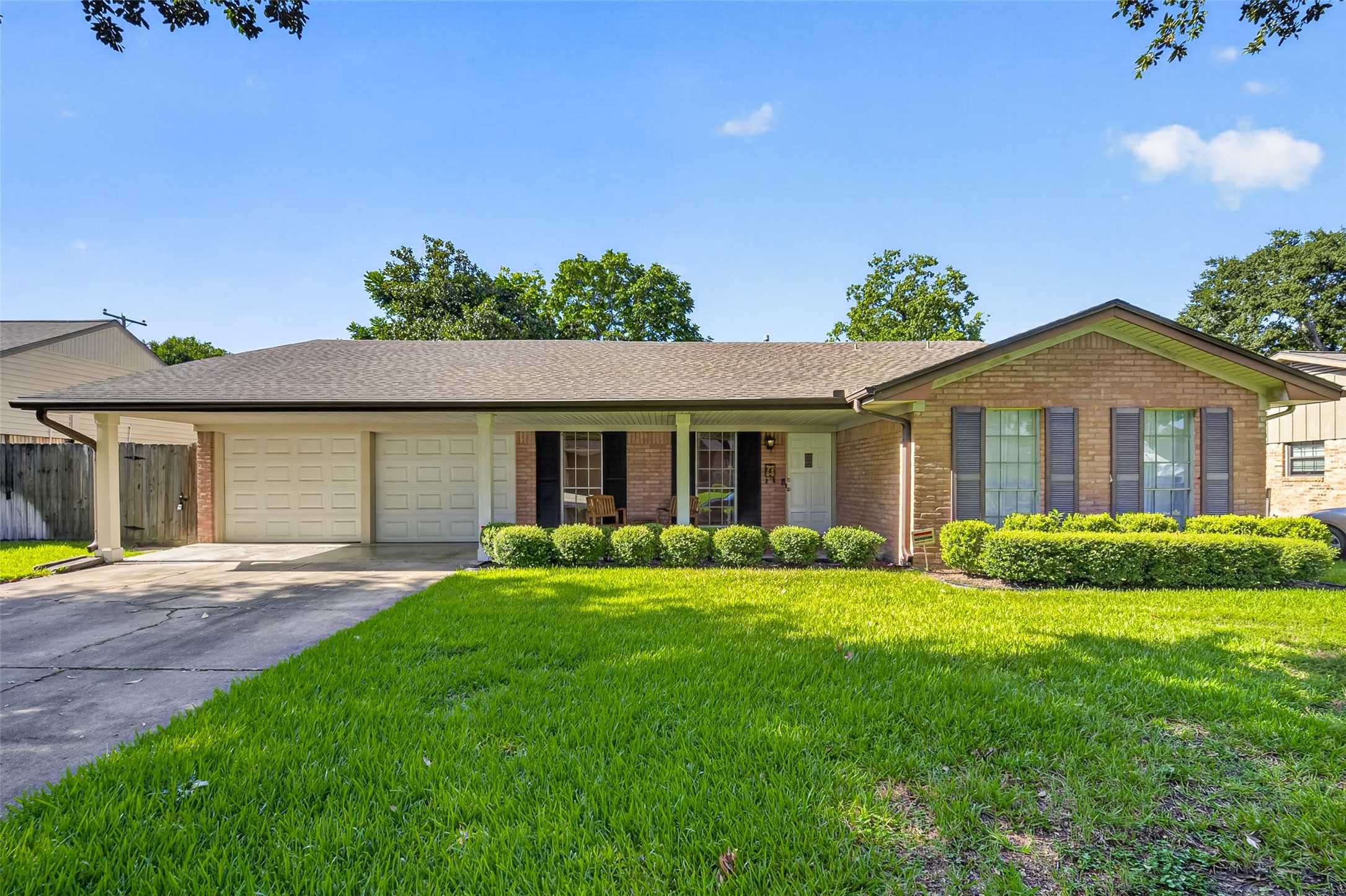 5310 Indigo Street Property Photo 1