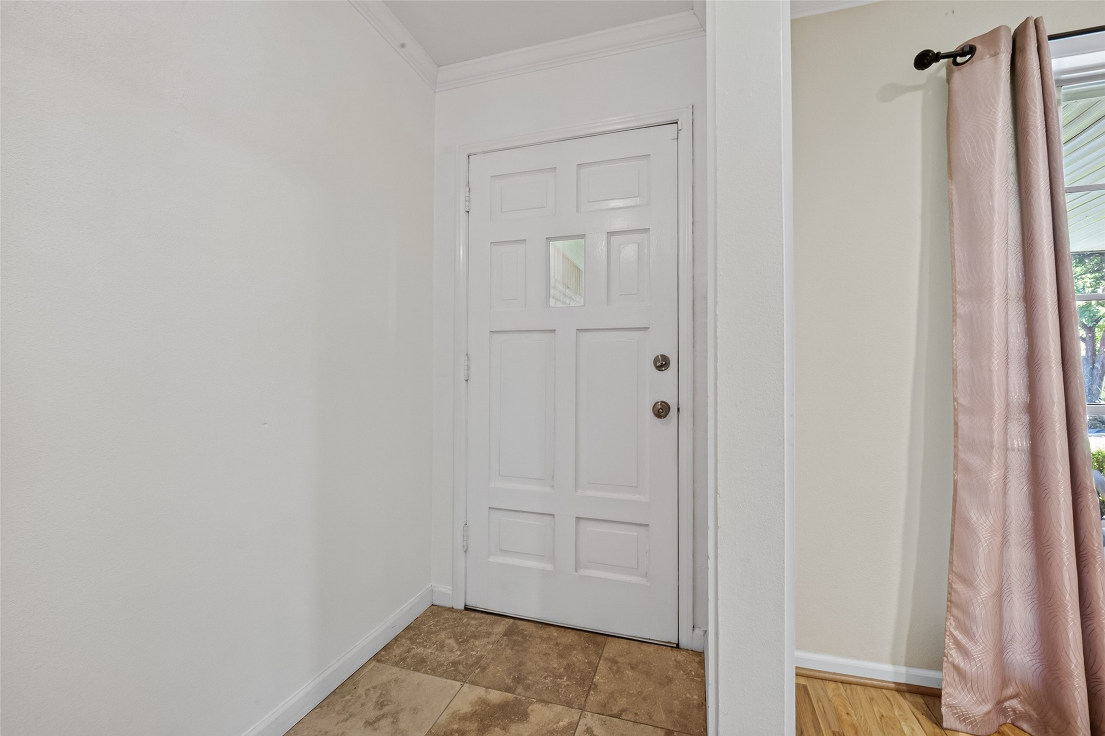 5310 Indigo Street Property Photo 7
