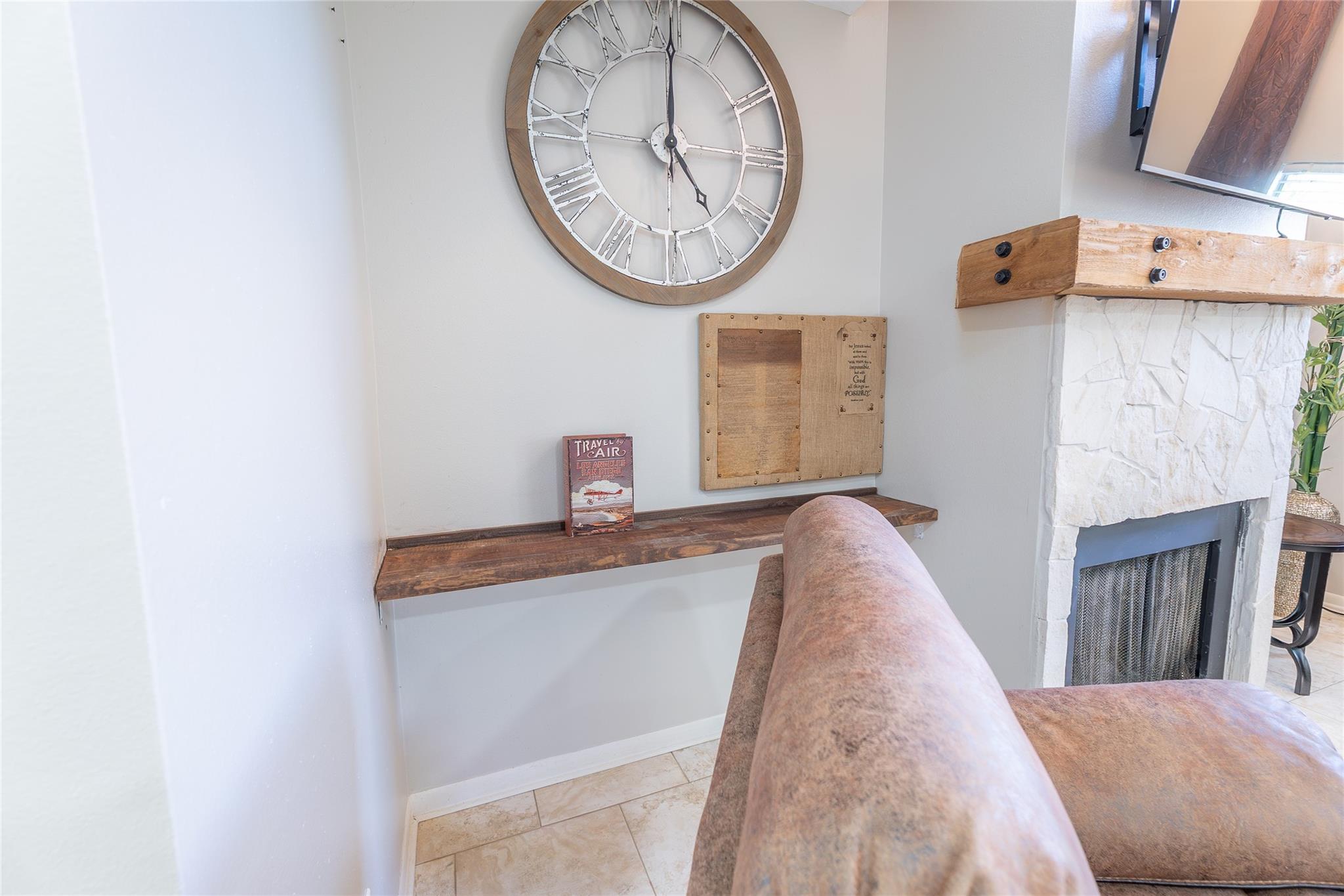 38 Regency Point Property Photo 14