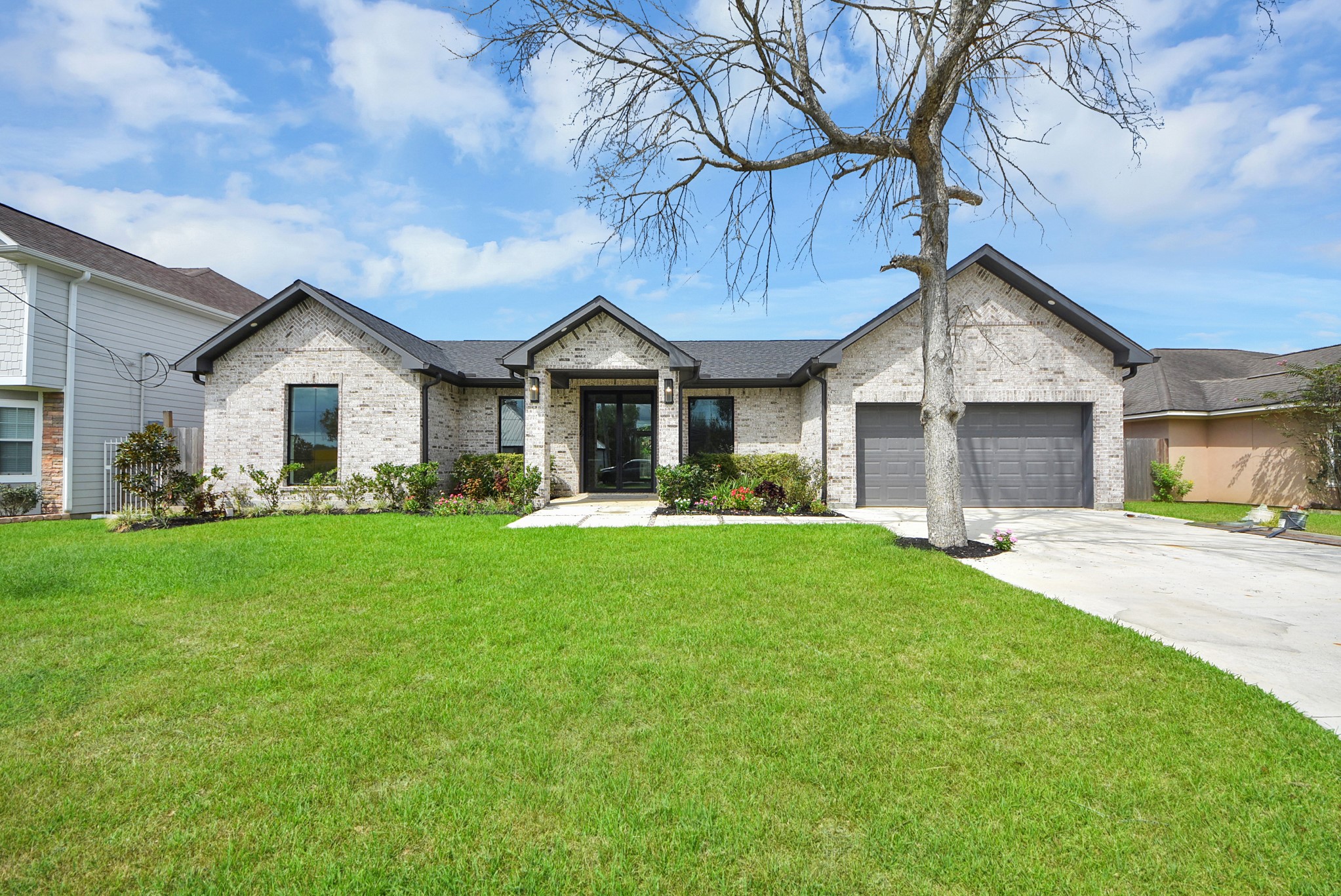 5806 Honey Grove Avenue Property Photo 6