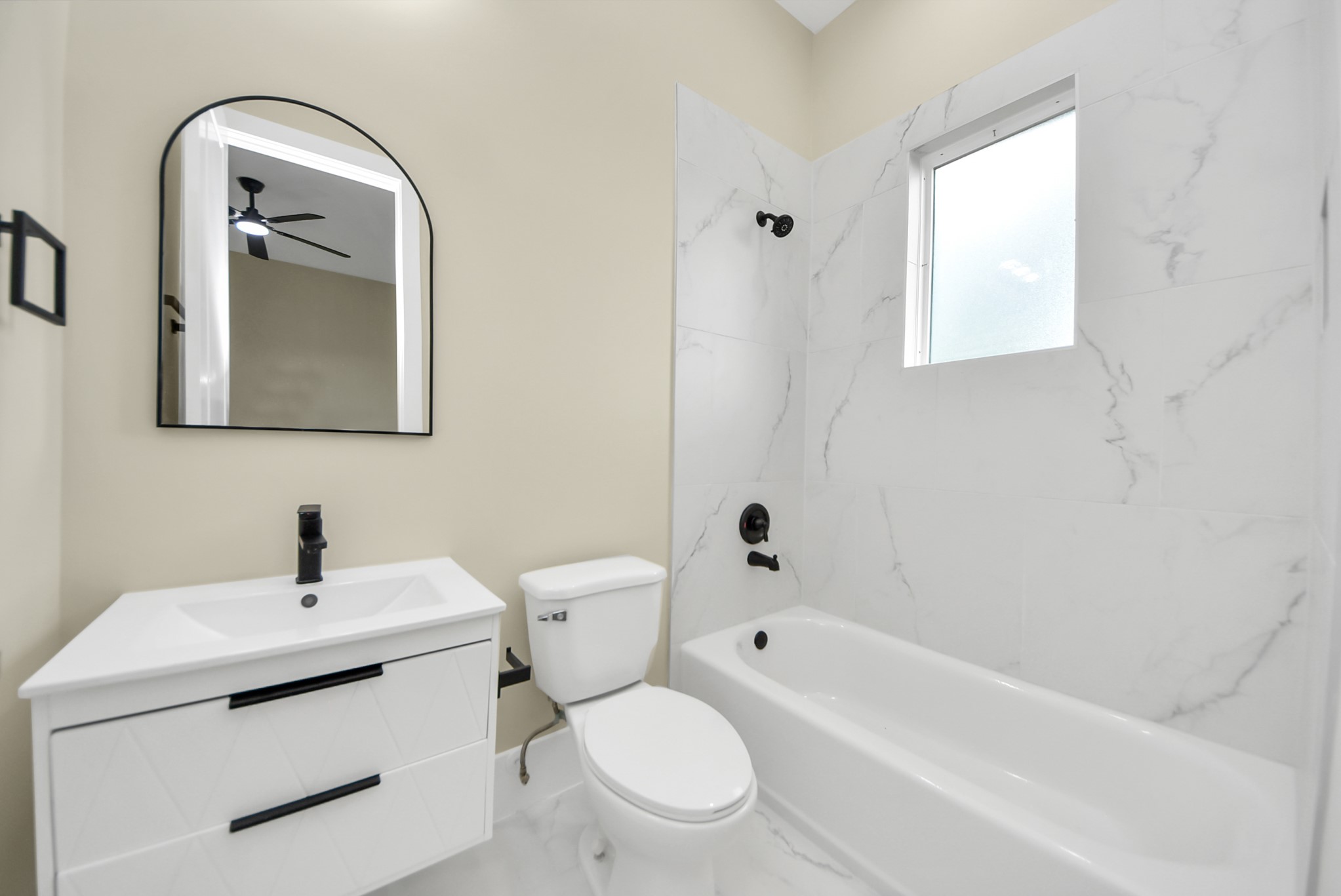 5806 Honey Grove Avenue Property Photo 33